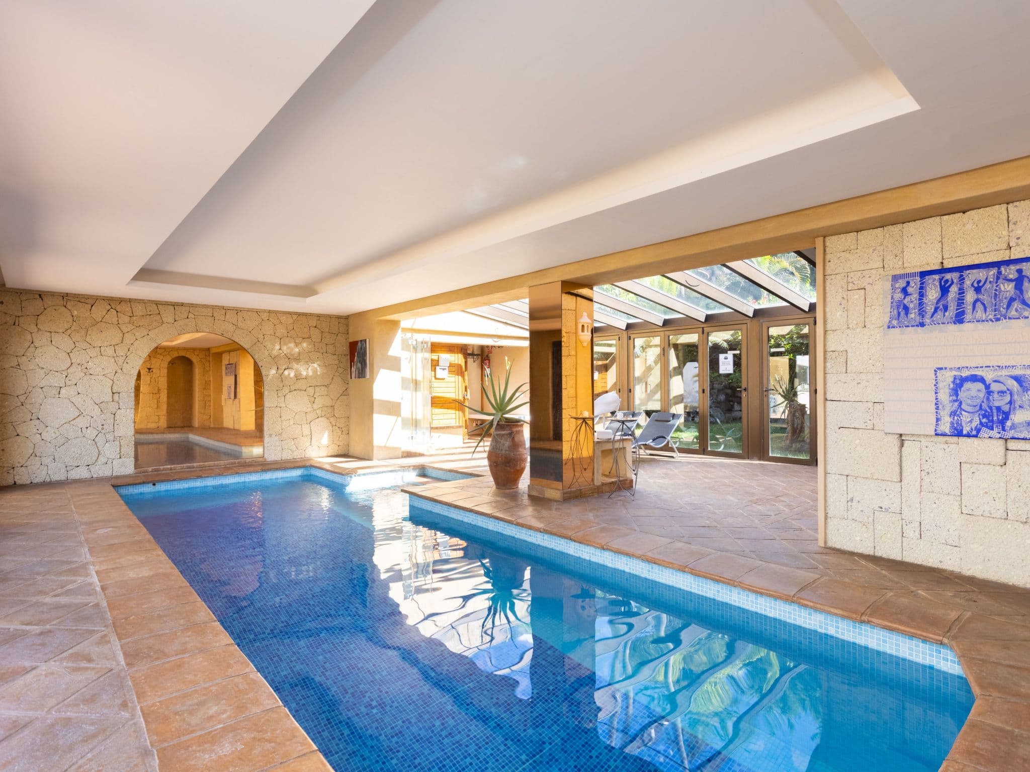 Pool Indoor