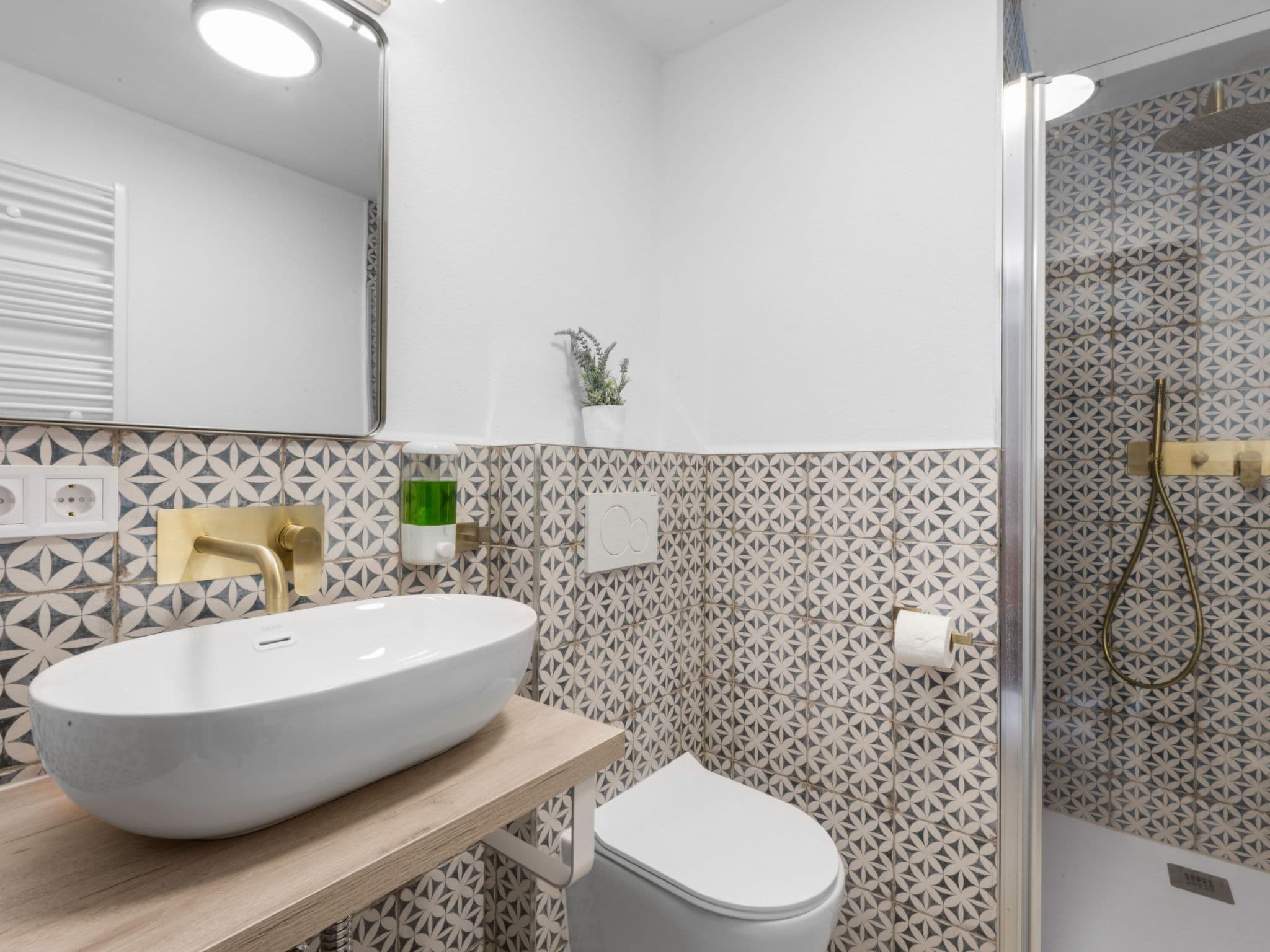 Bathroom / Wellness