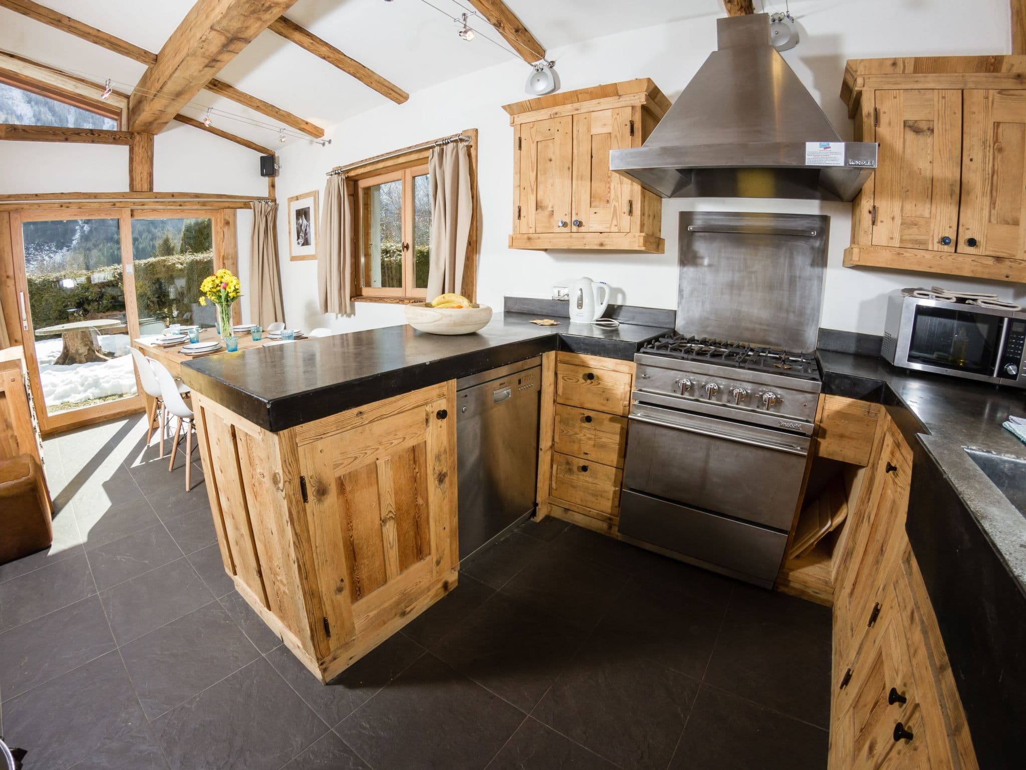 Kitchen / Dining Room