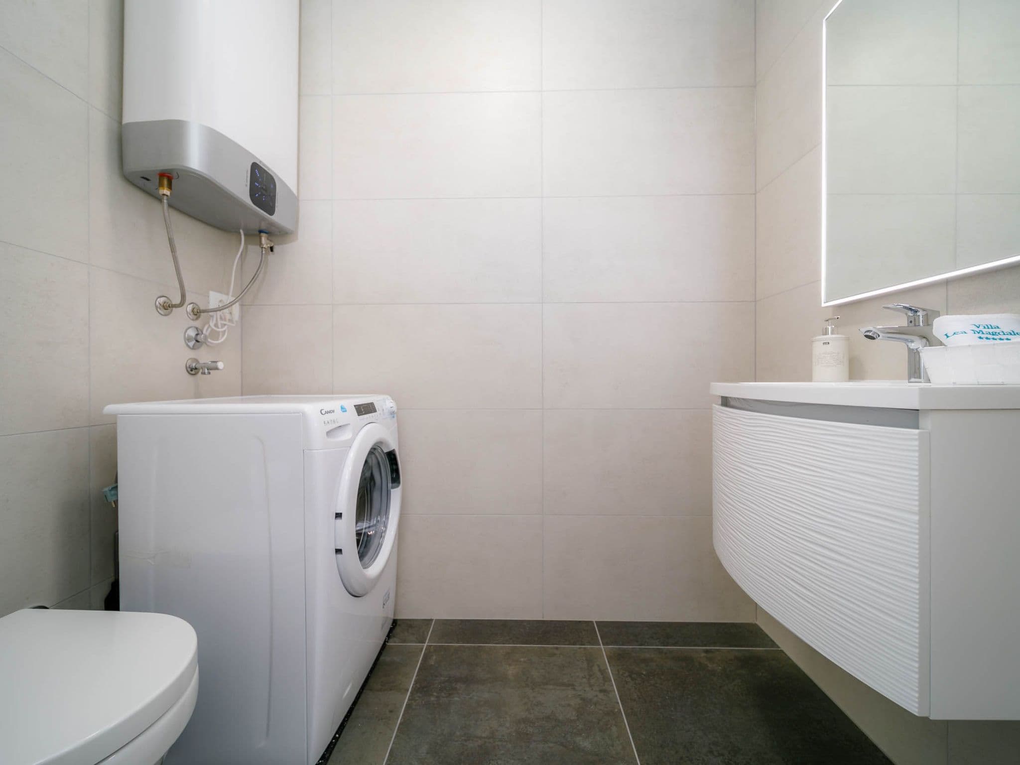 Bathroom / Wellness