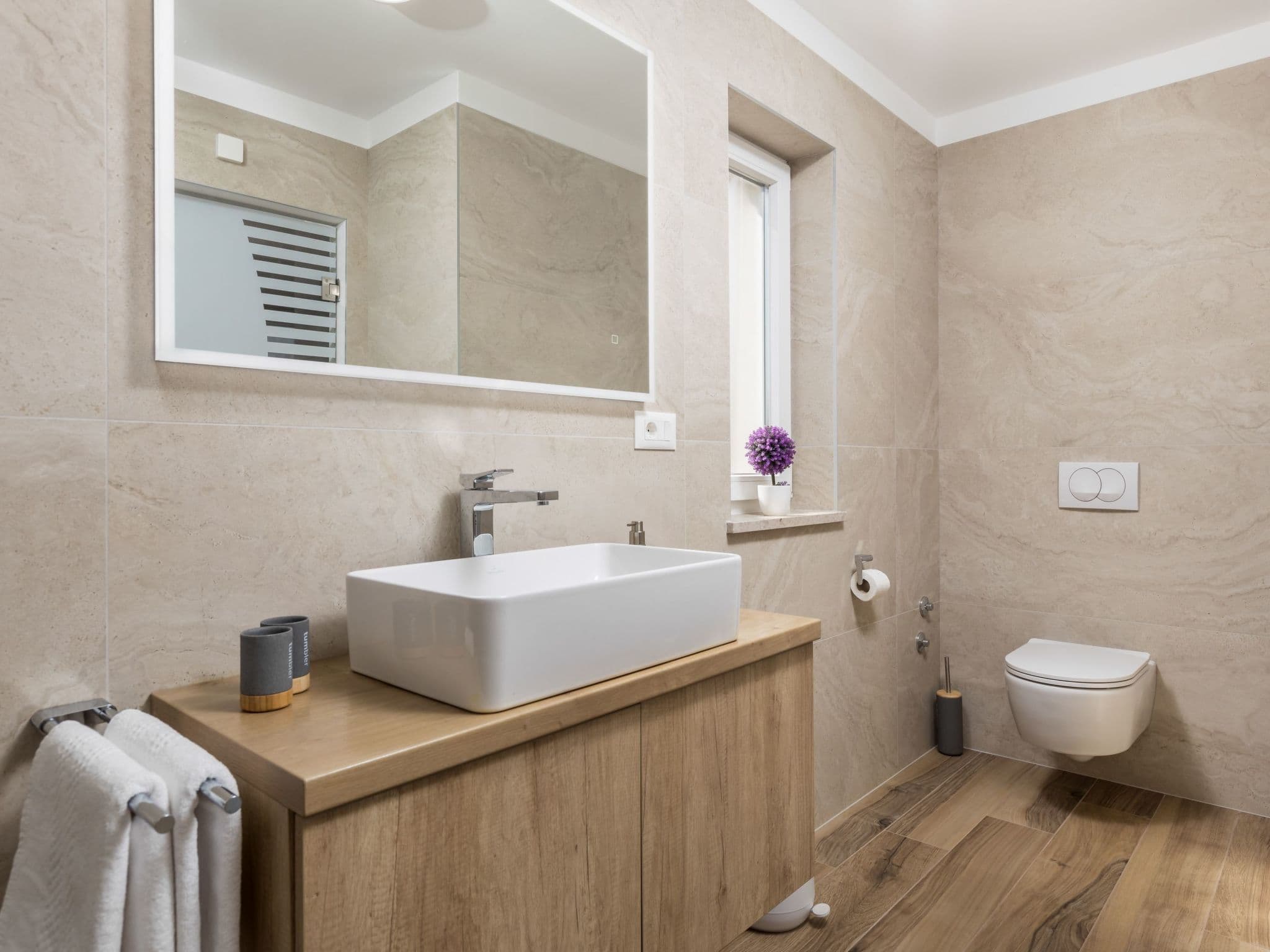 Bathroom / Wellness
