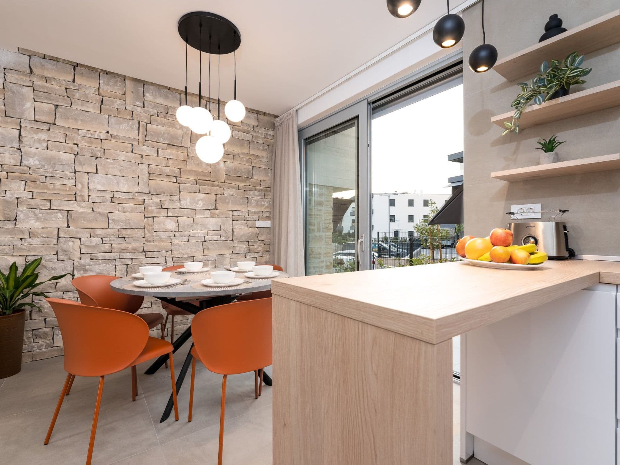 Kitchen / Dining Room