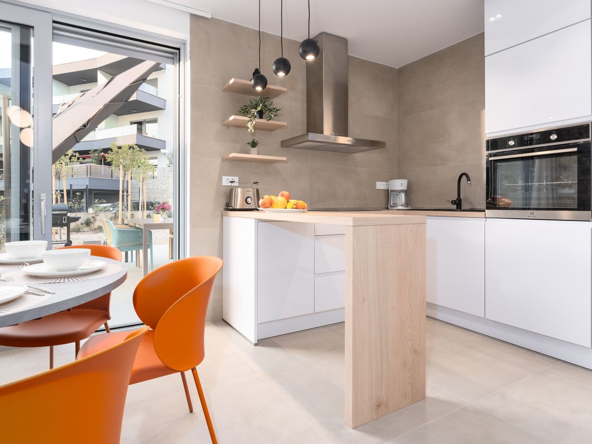 Kitchen / Dining Room