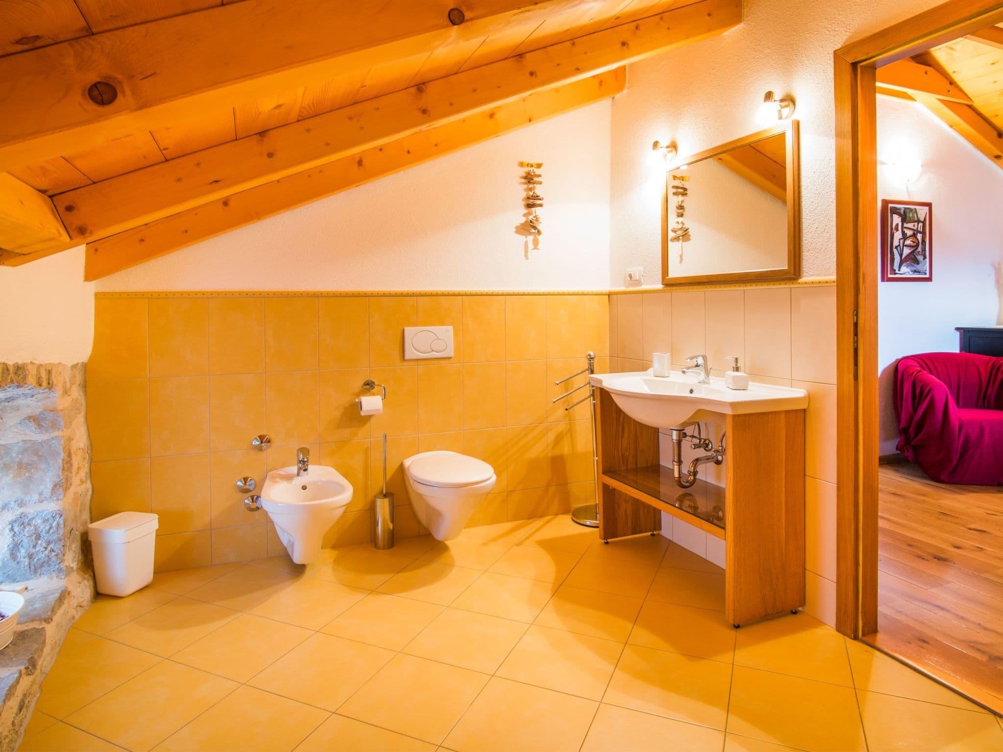 Bathroom / Wellness