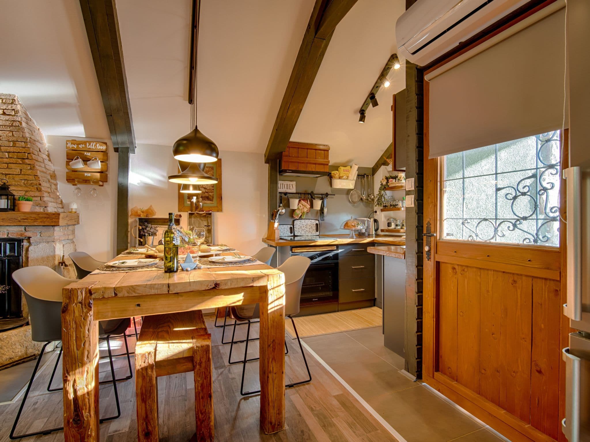 Kitchen / Dining Room