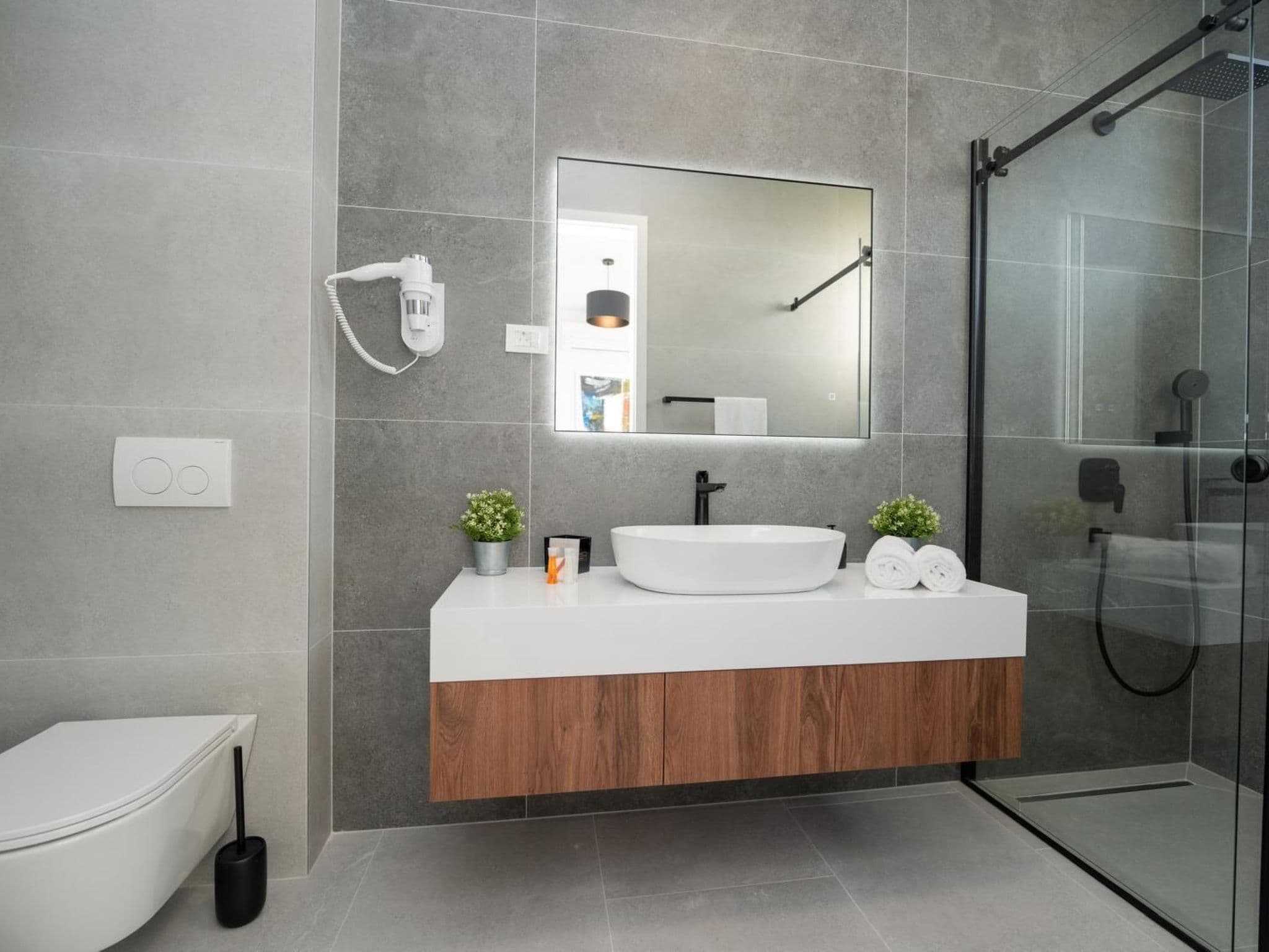 Bathroom / Wellness