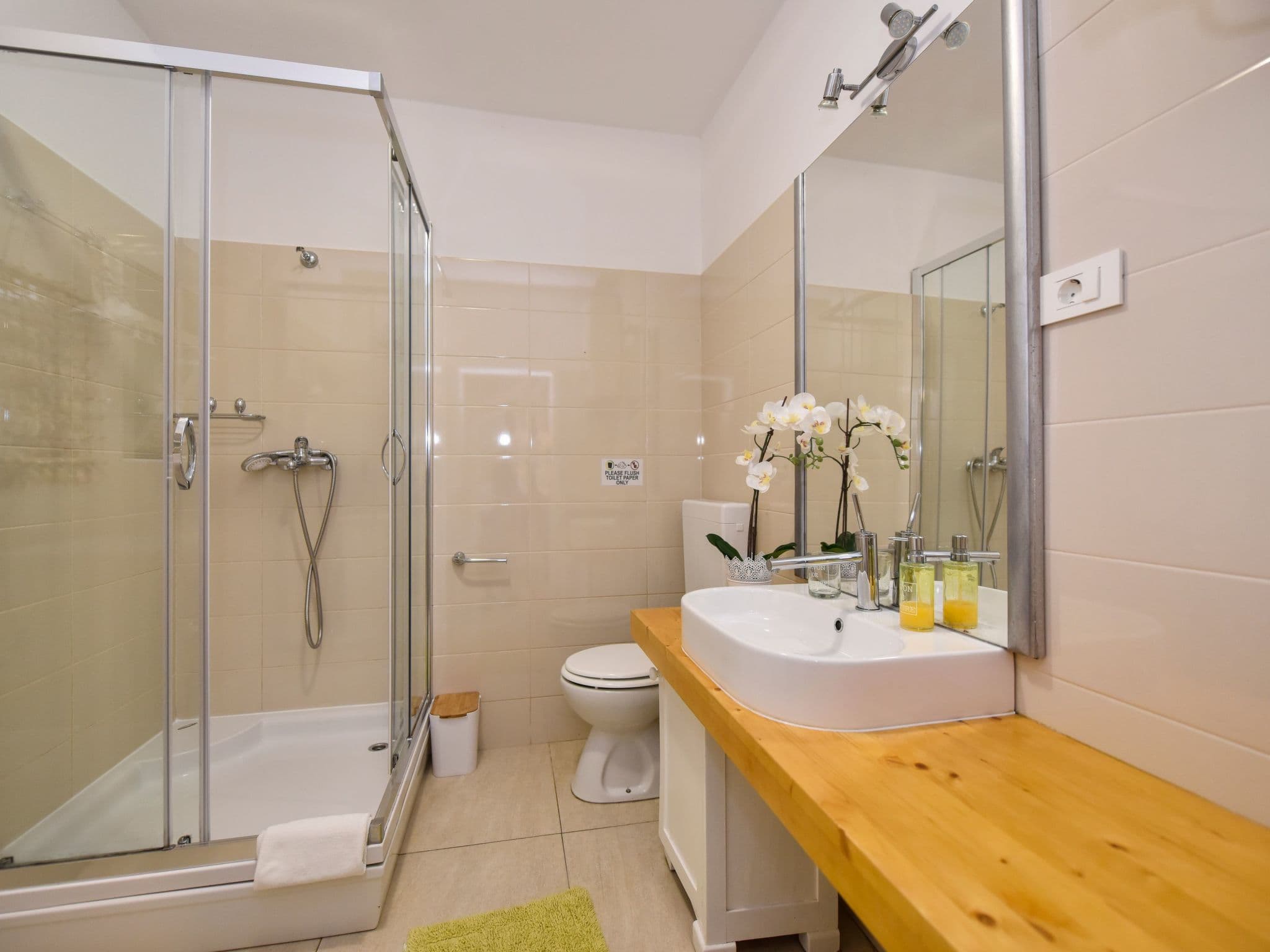 Bathroom / Wellness