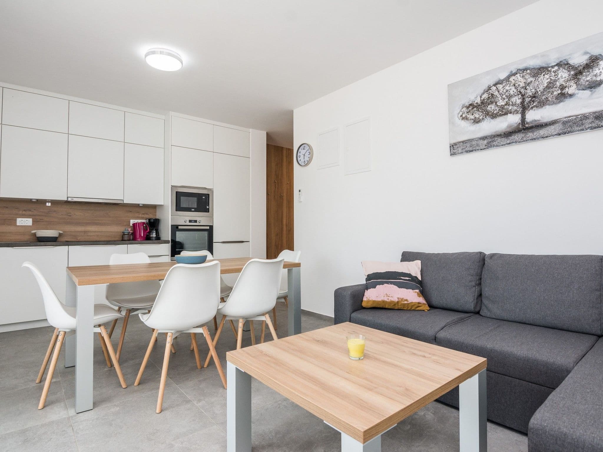 Kitchen / Dining Room