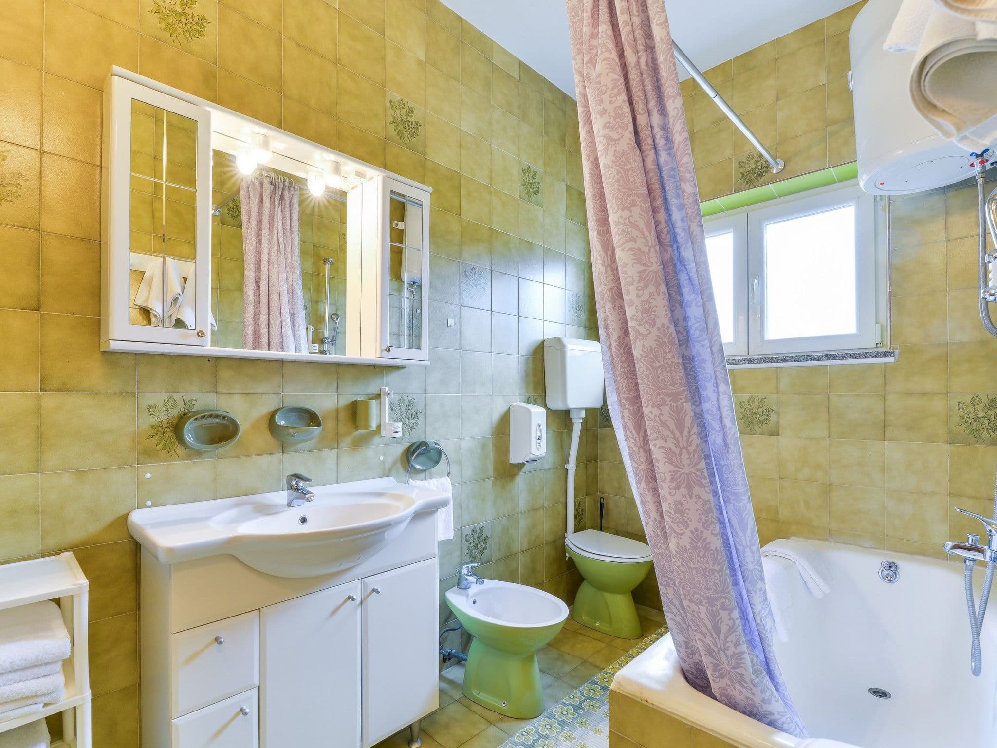 Bathroom / Wellness