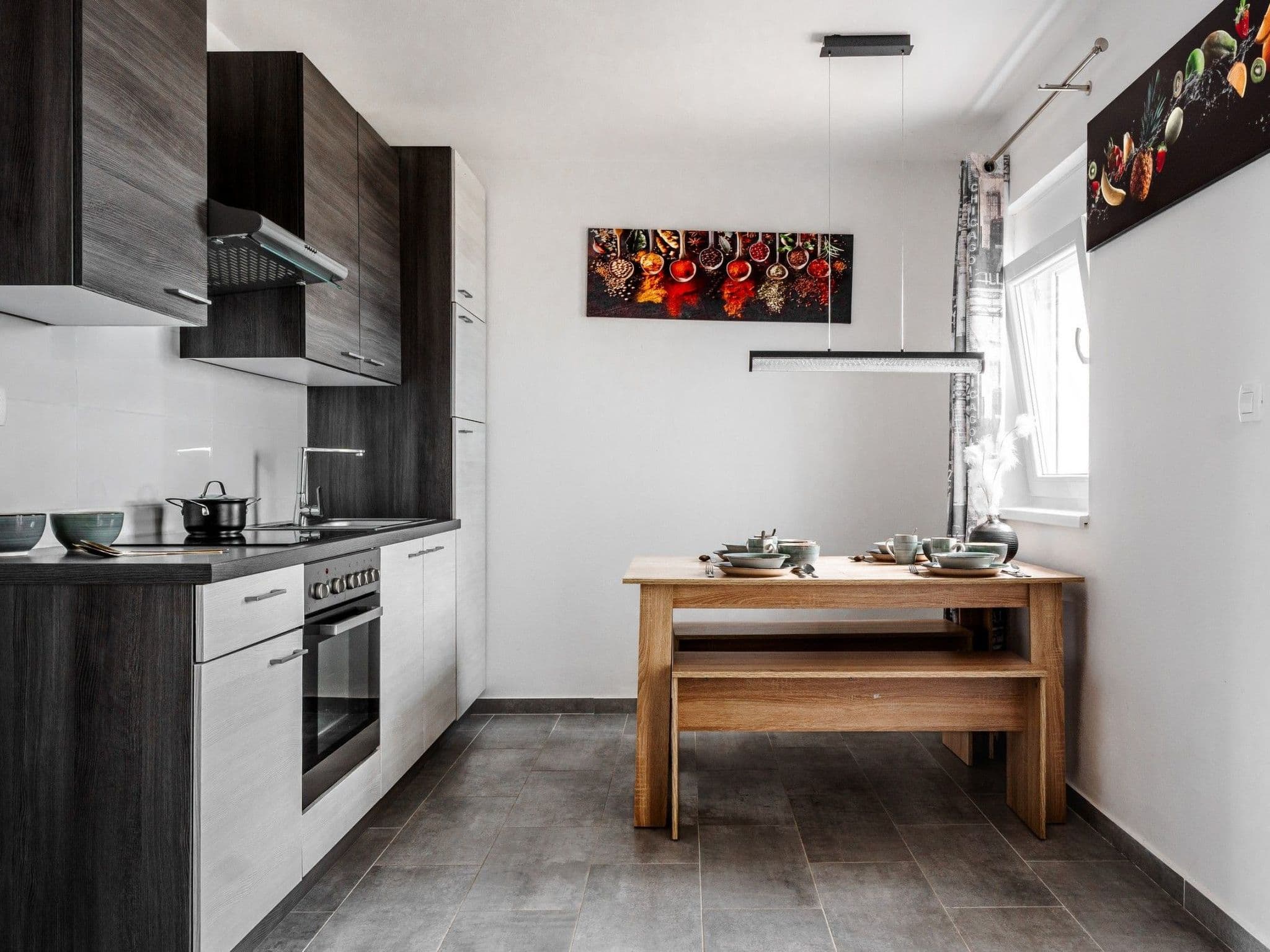 Kitchen / Dining Room