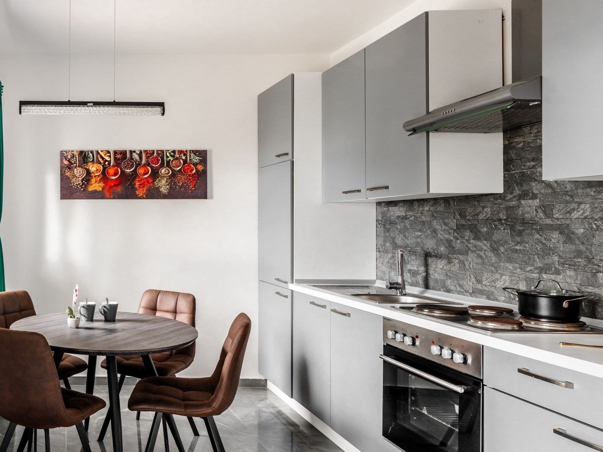 Kitchen / Dining Room