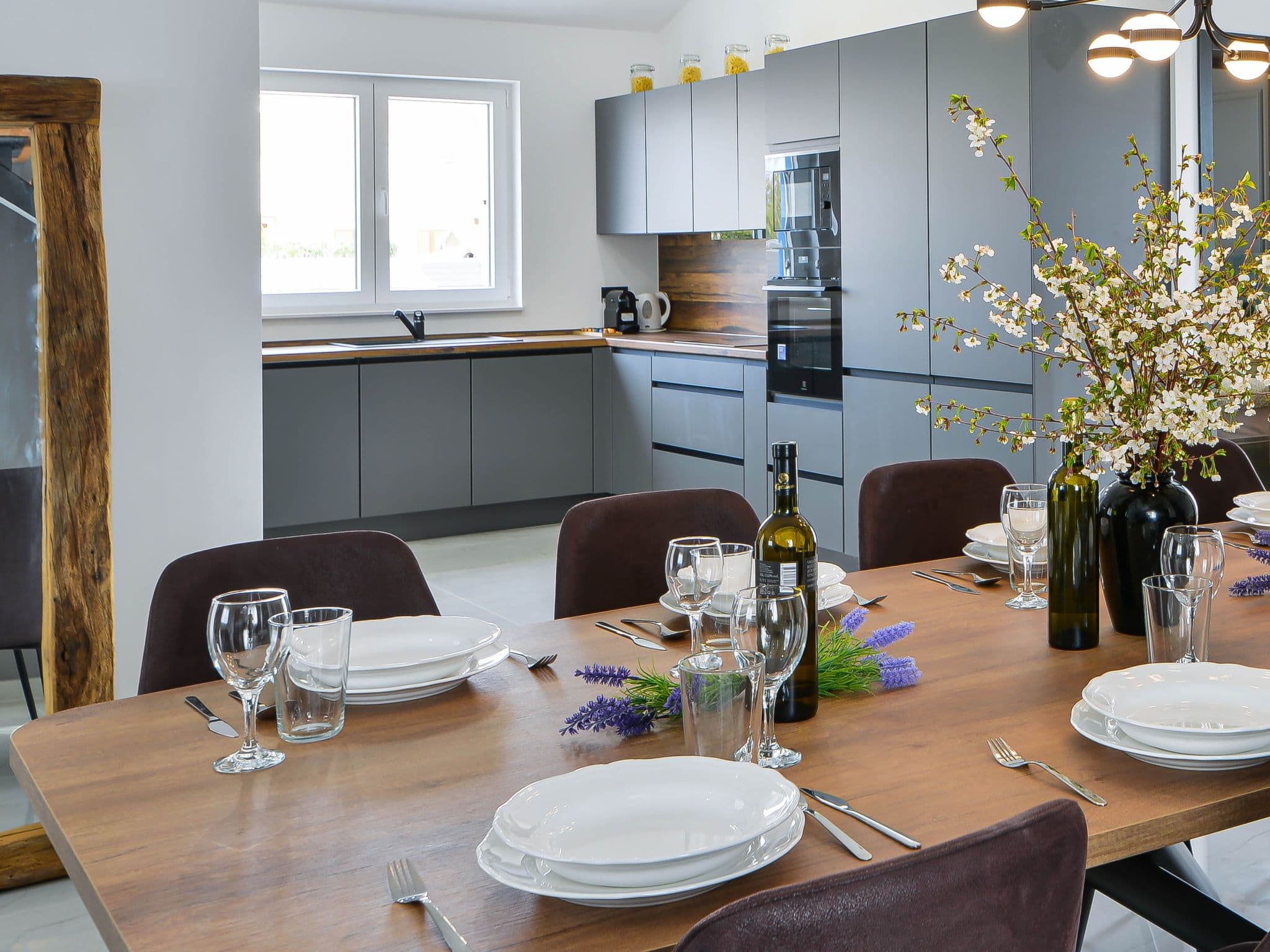 Kitchen / Dining Room