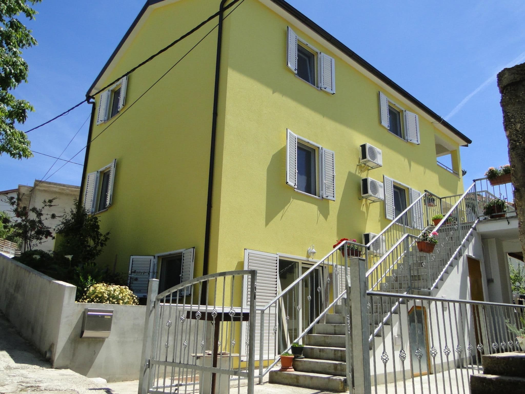 Gallery Image 11