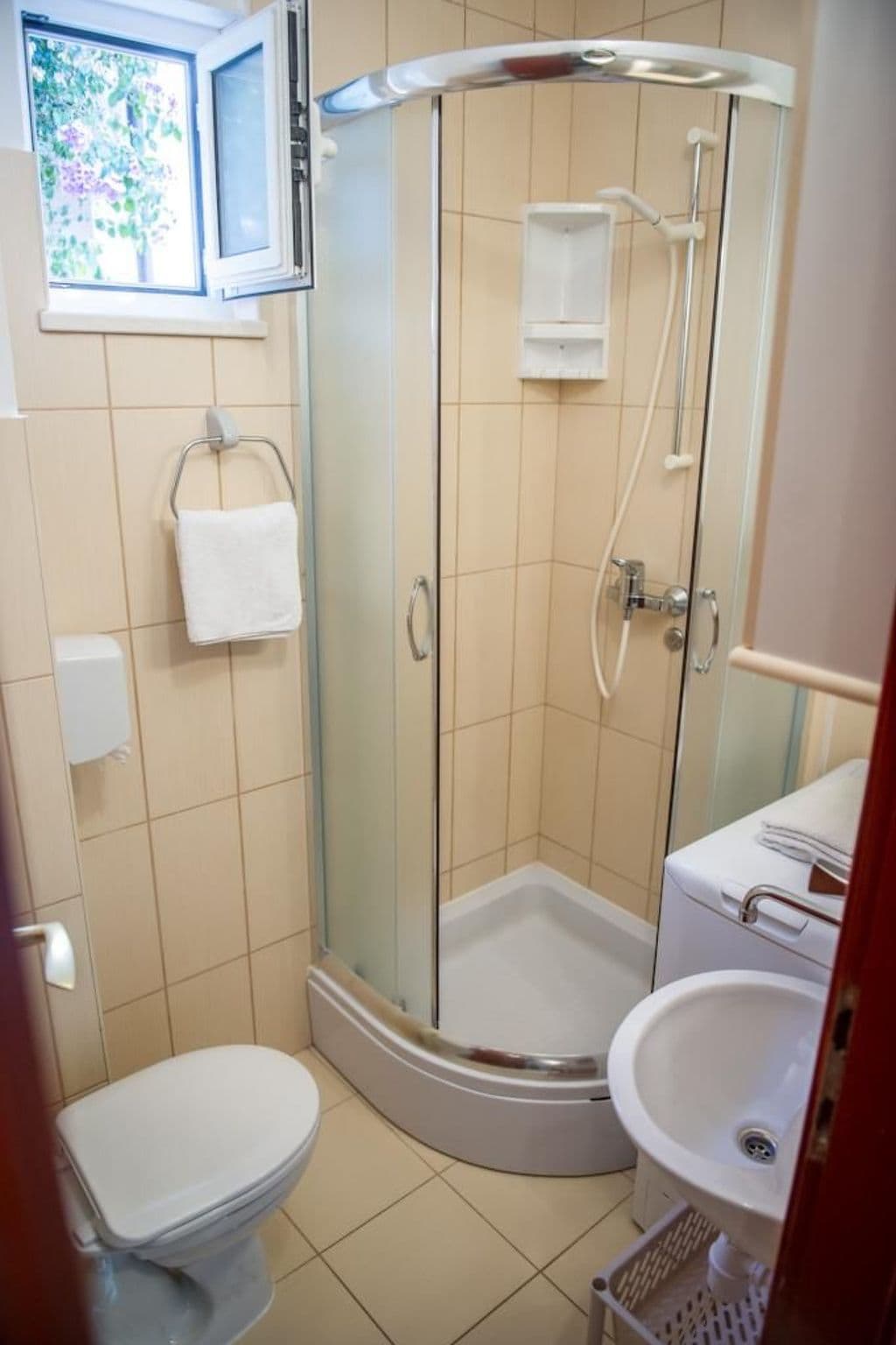 Gallery Image 9