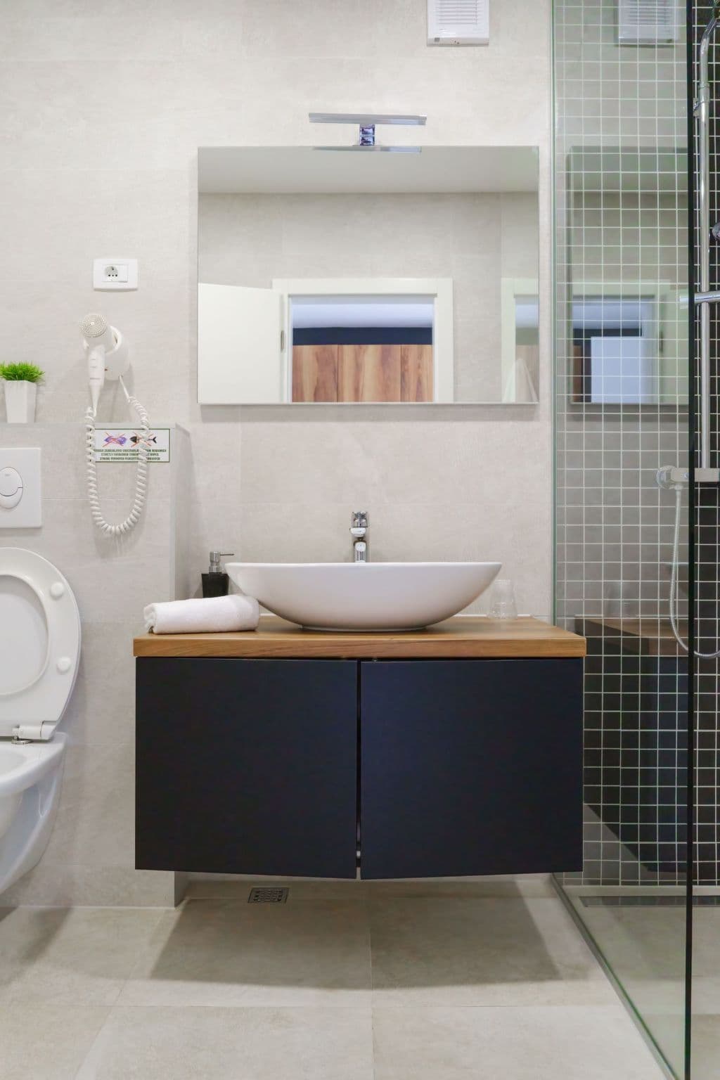 Bathroom / Wellness