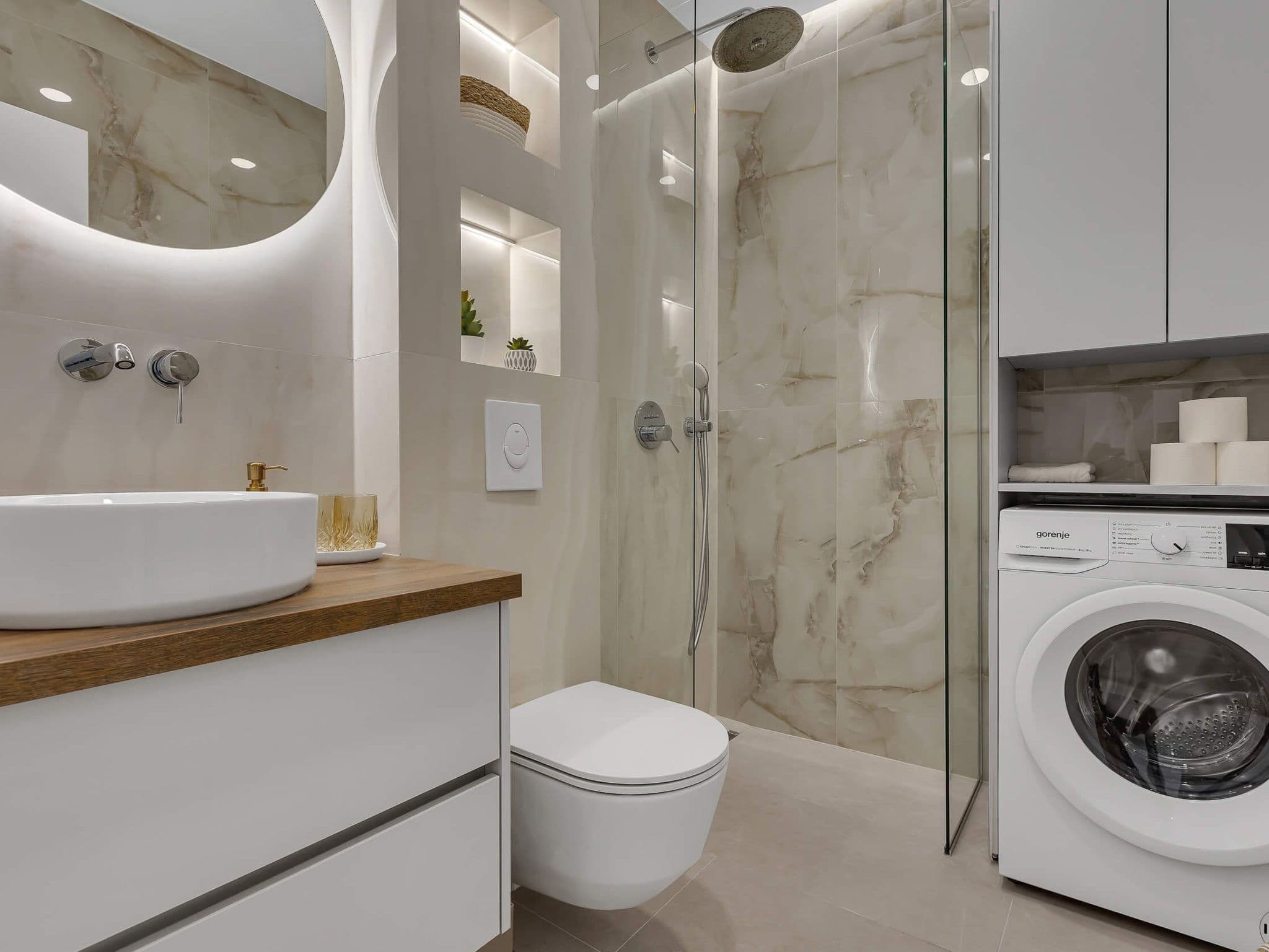Bathroom / Wellness