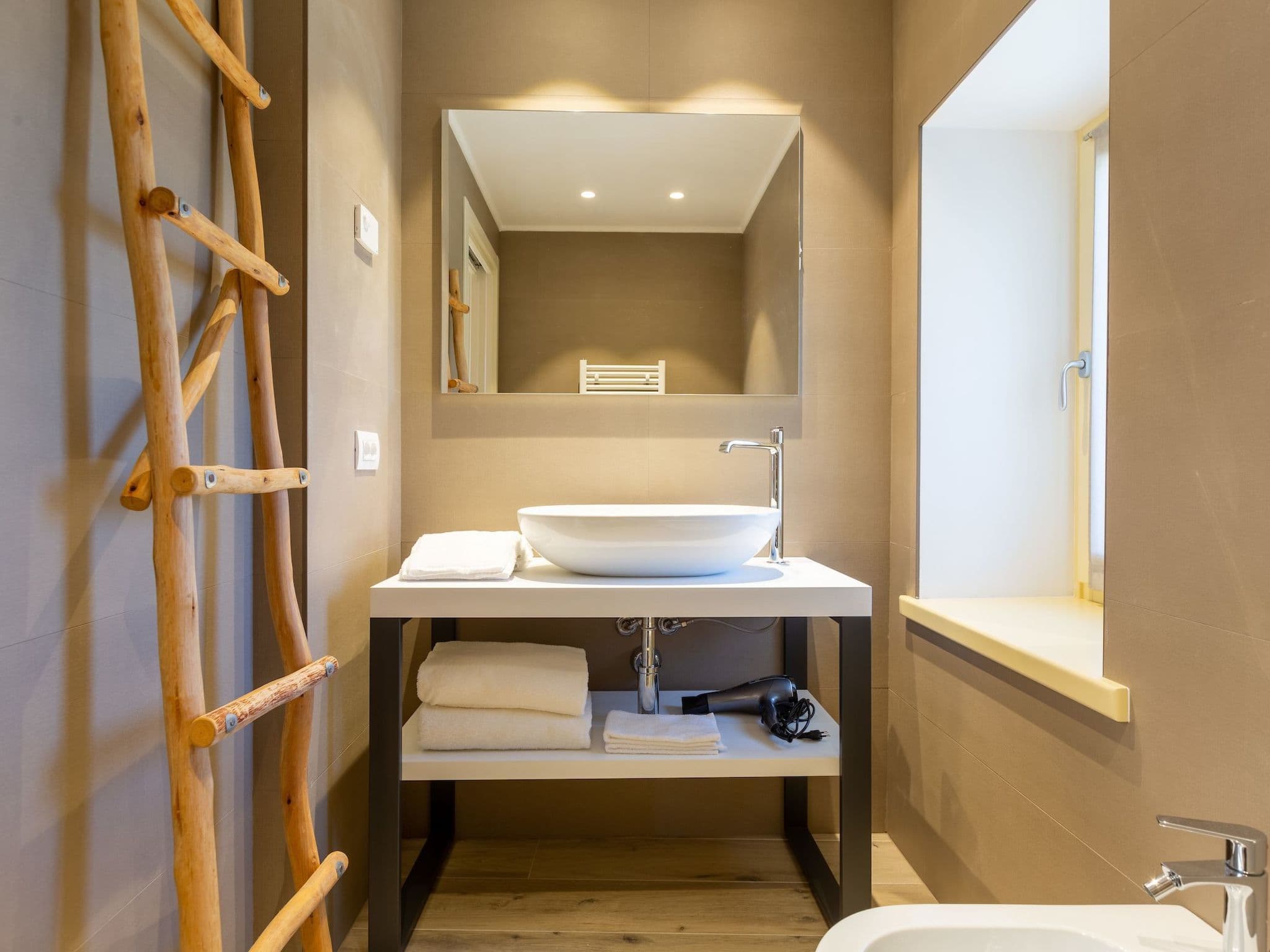 Bathroom / Wellness