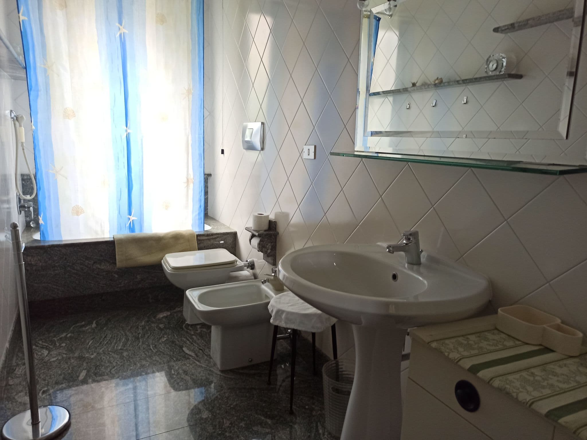 Bathroom / Wellness