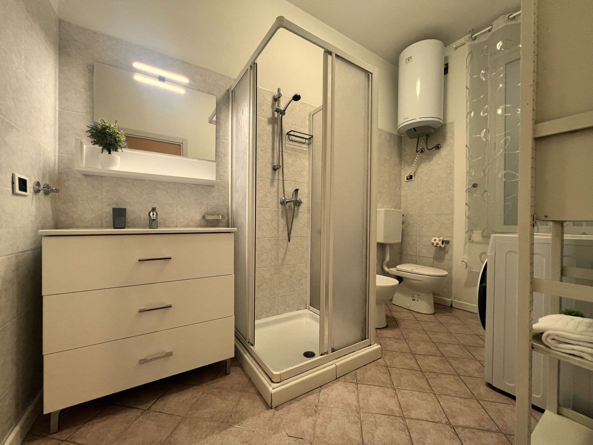 Bathroom / Wellness