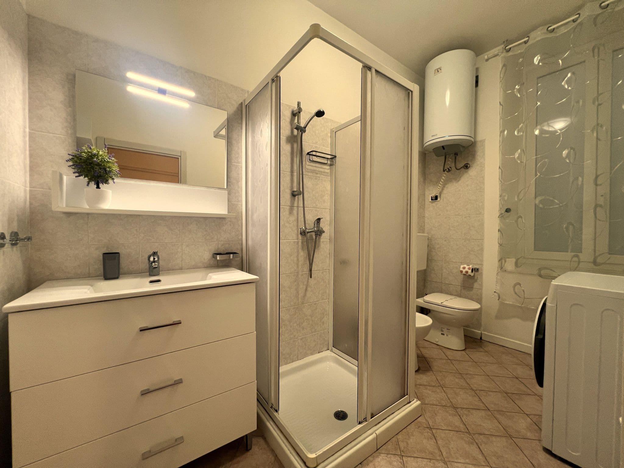 Bathroom / Wellness