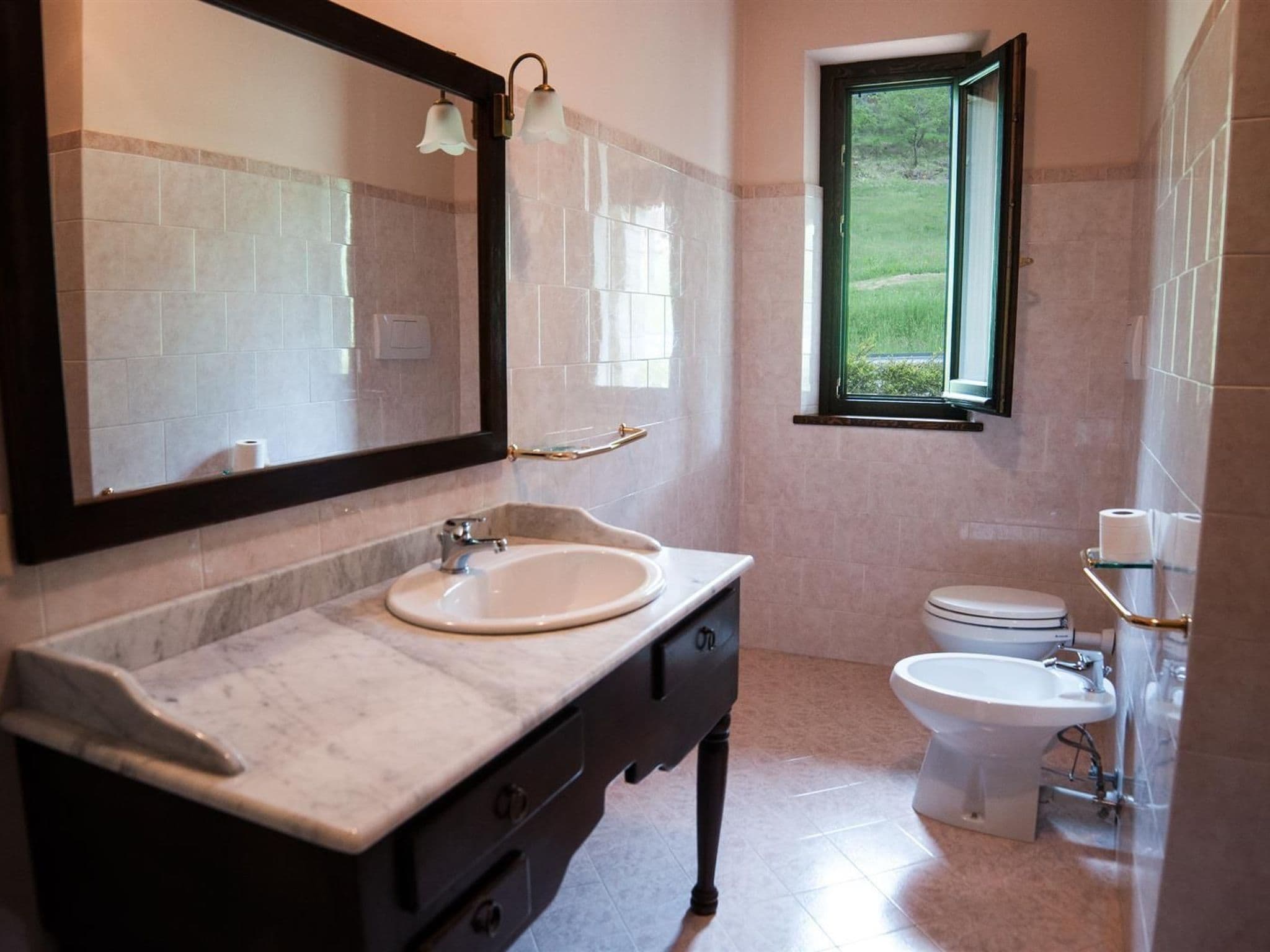 Bathroom / Wellness