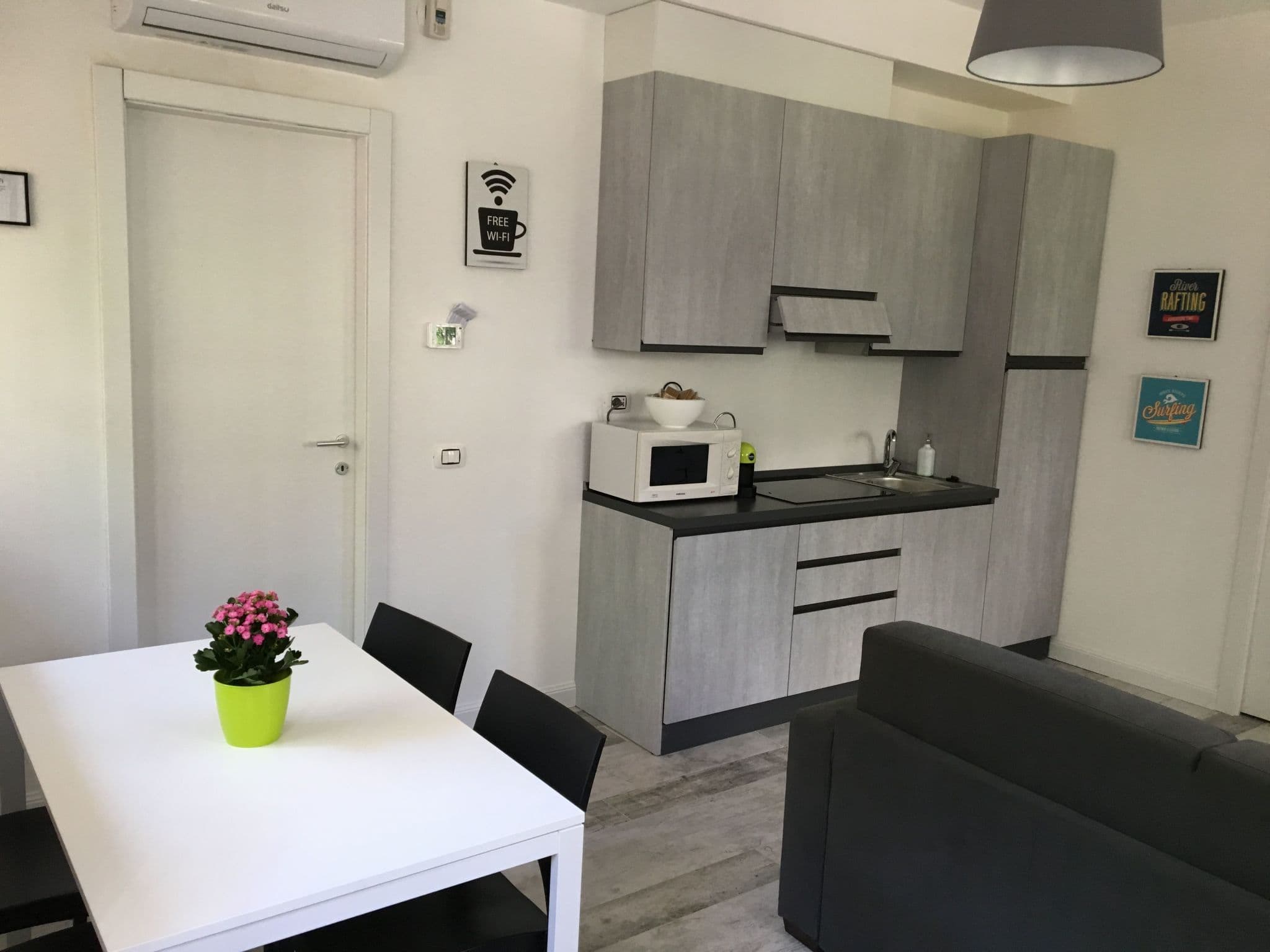 Kitchen / Dining Room