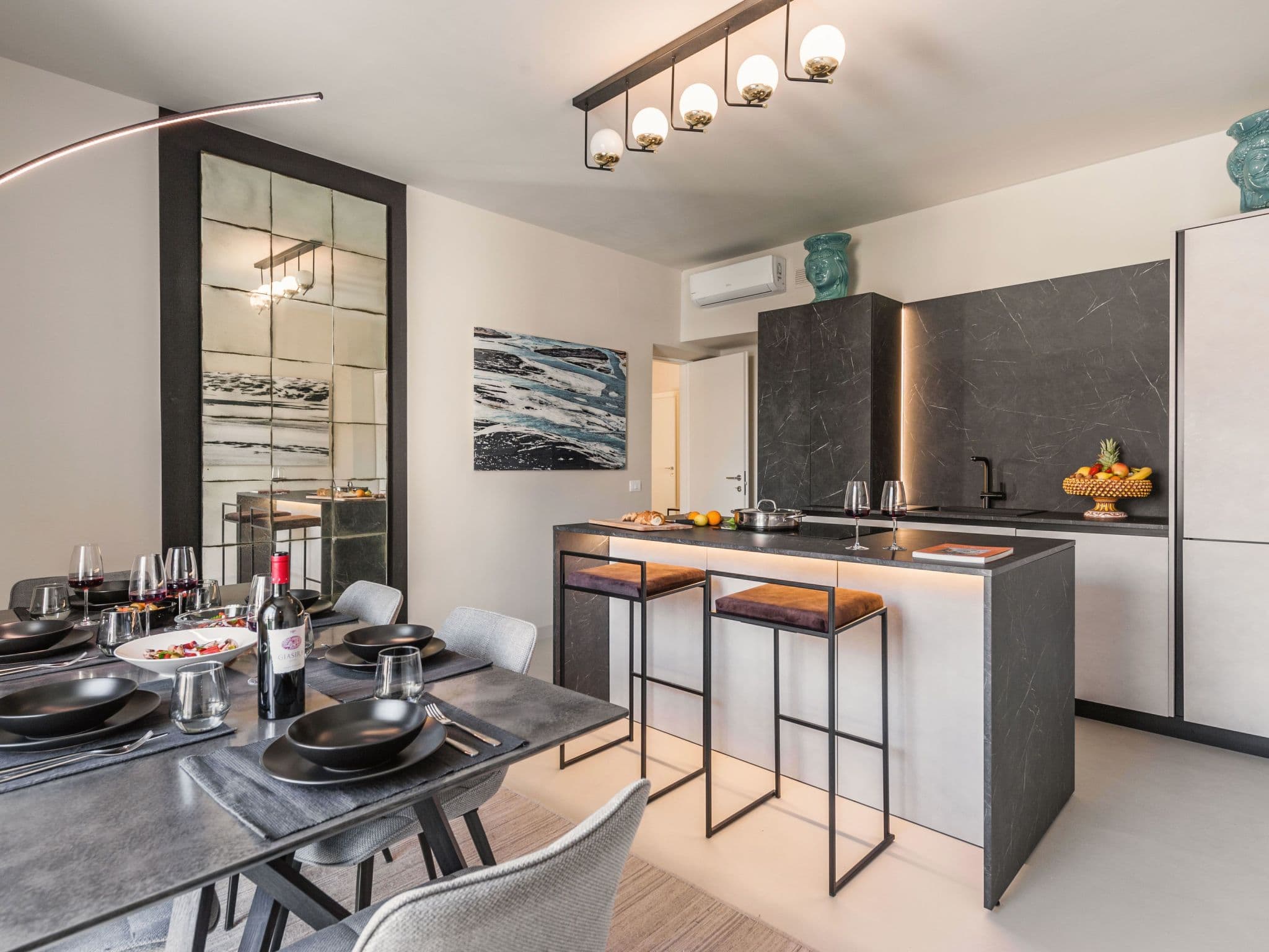 Kitchen / Dining Room
