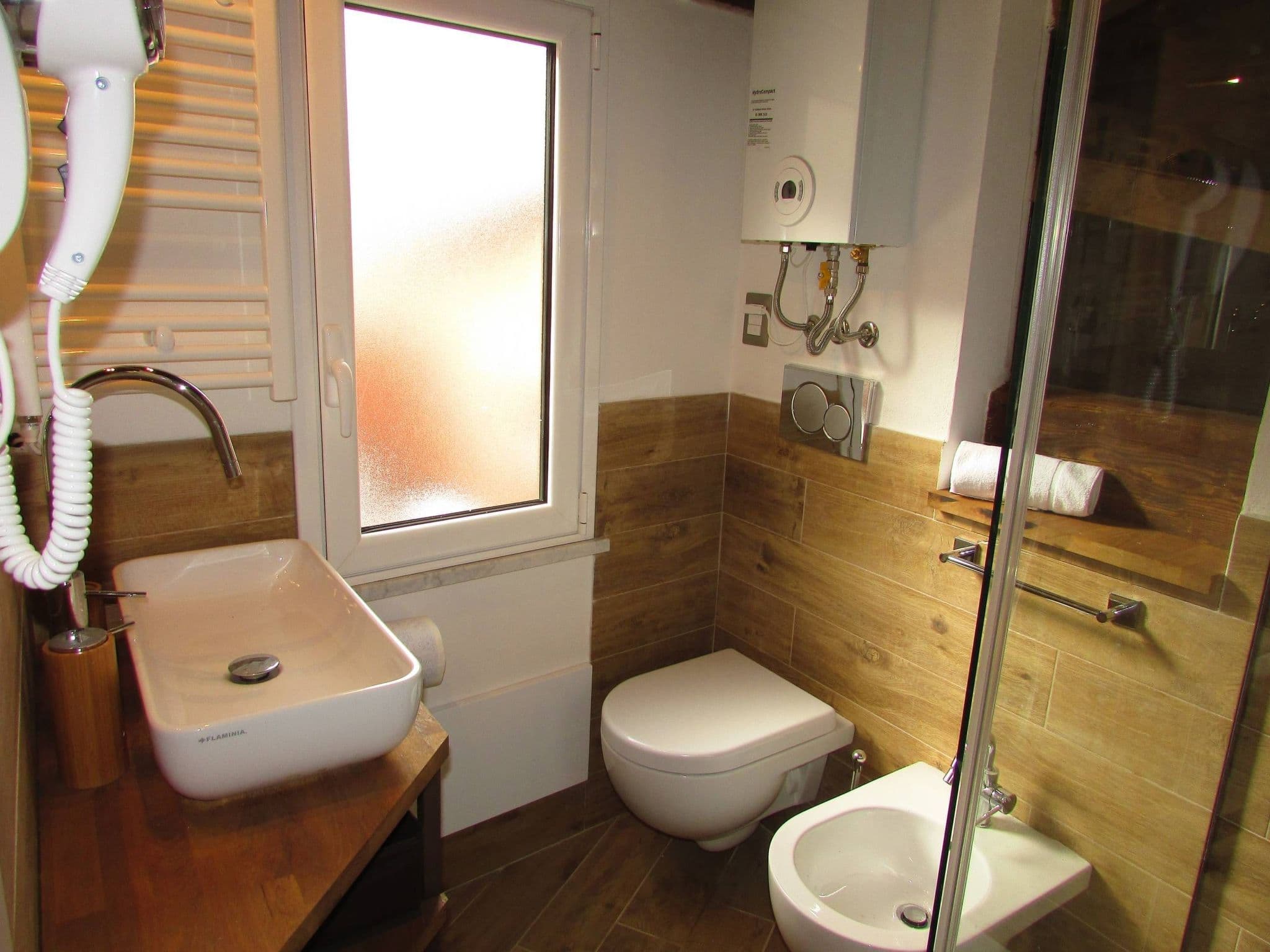 Bathroom / Wellness
