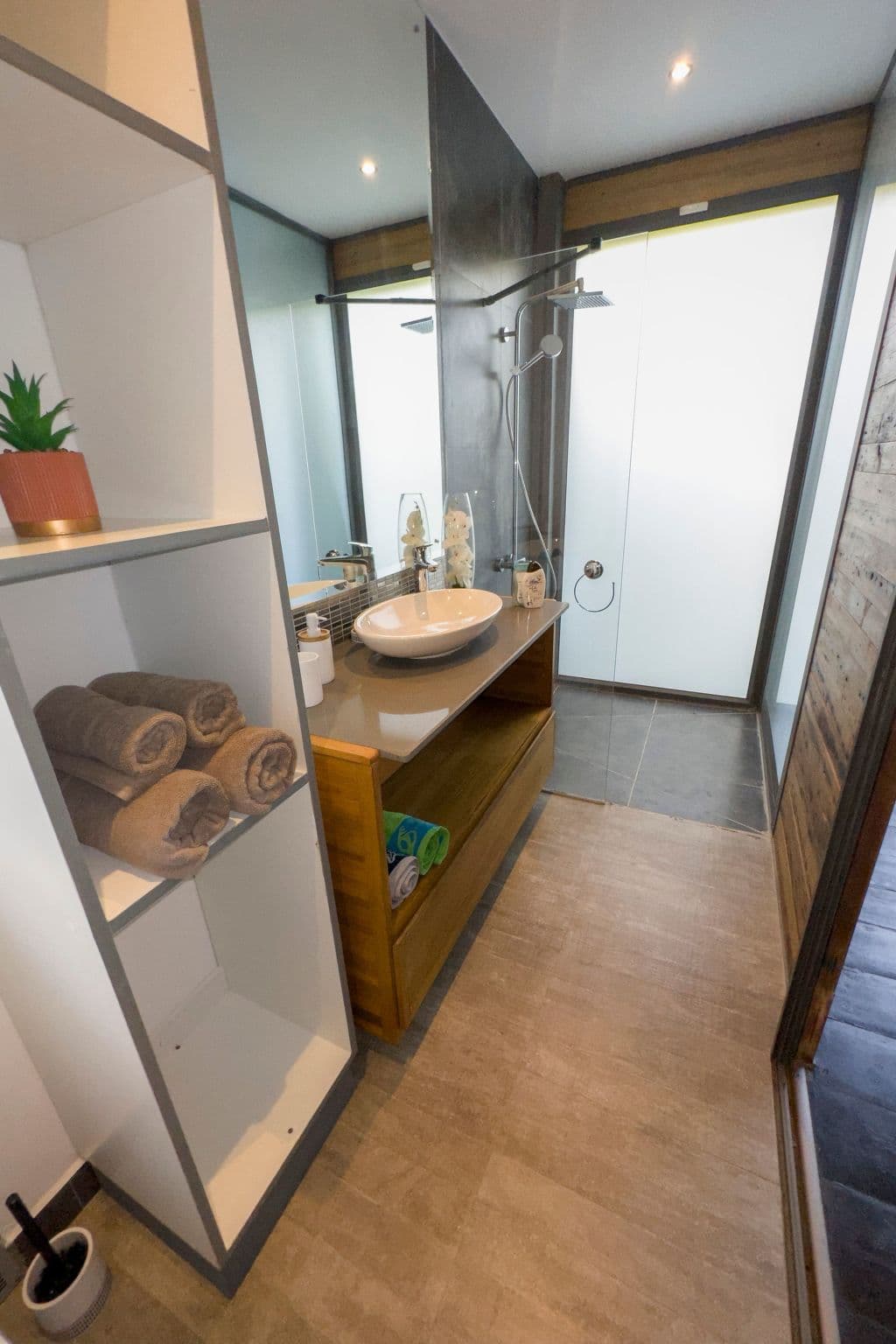 Bathroom / Wellness