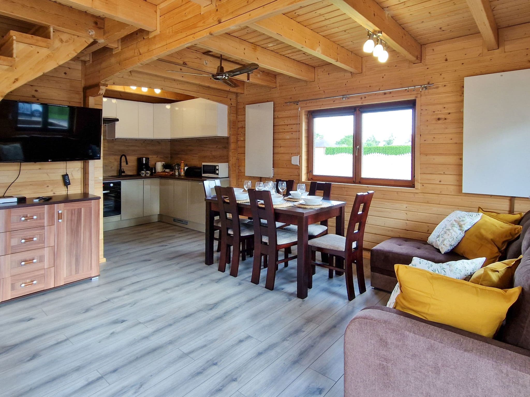 Kitchen / Dining Room