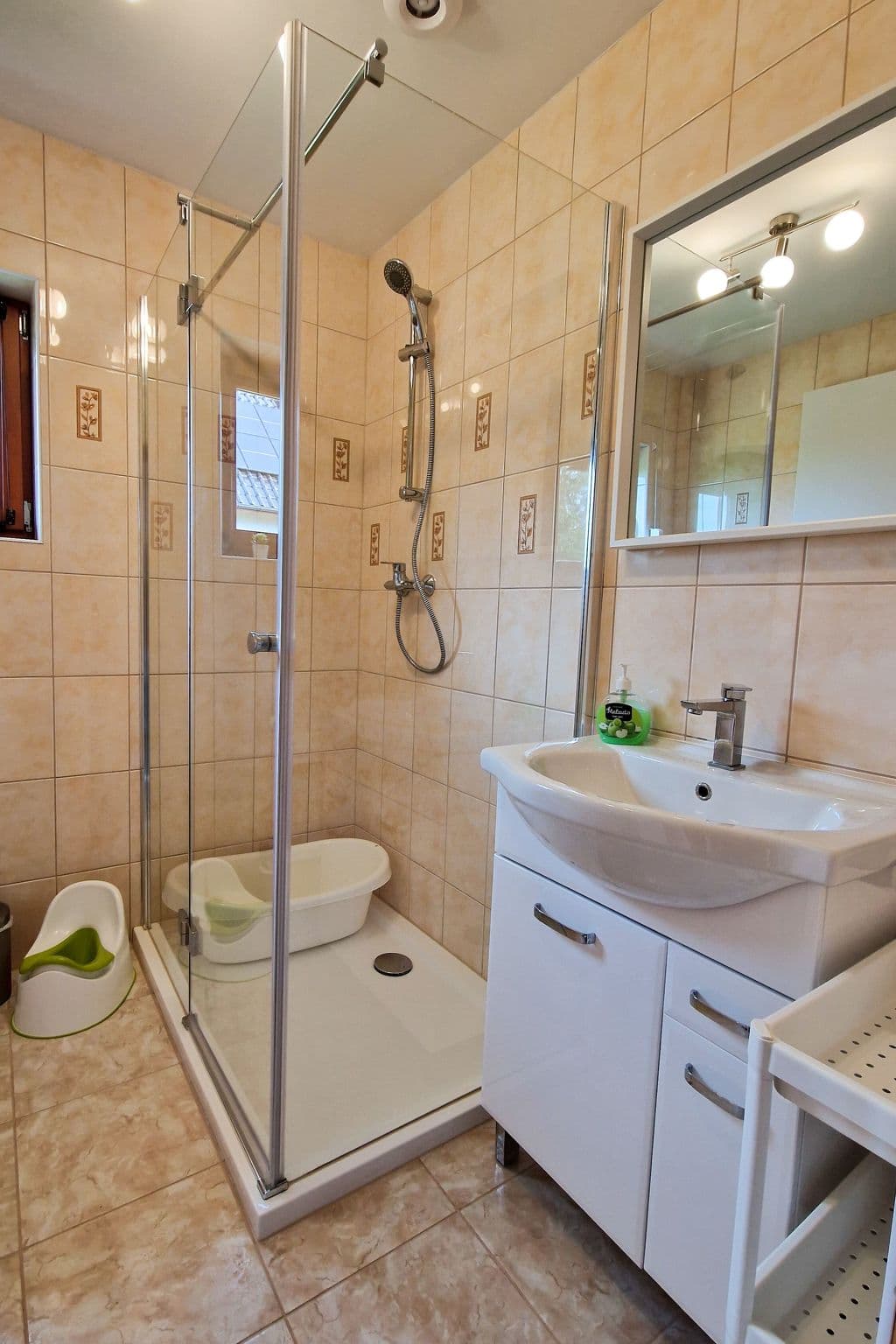 Bathroom / Wellness