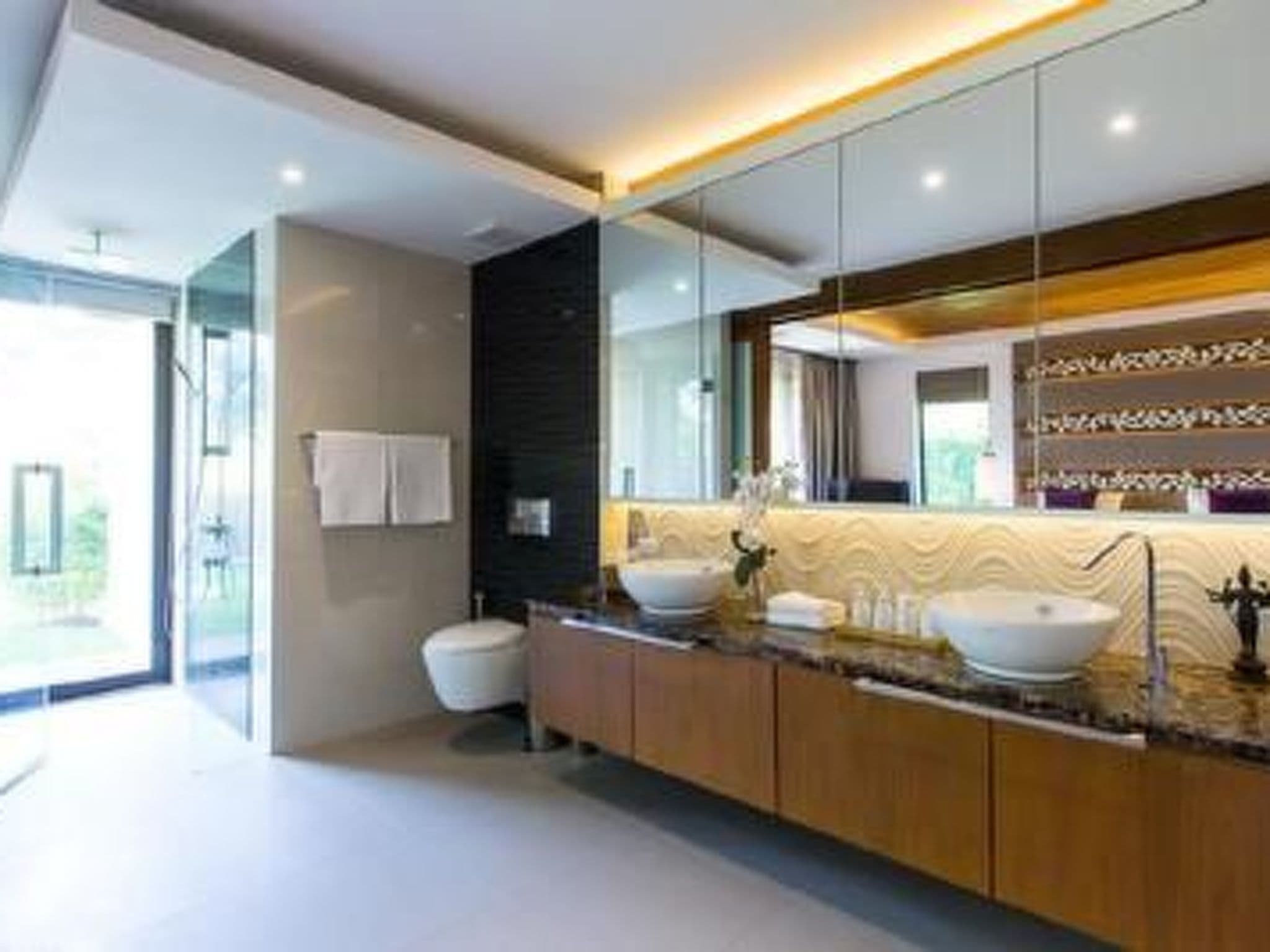 Bathroom / Wellness