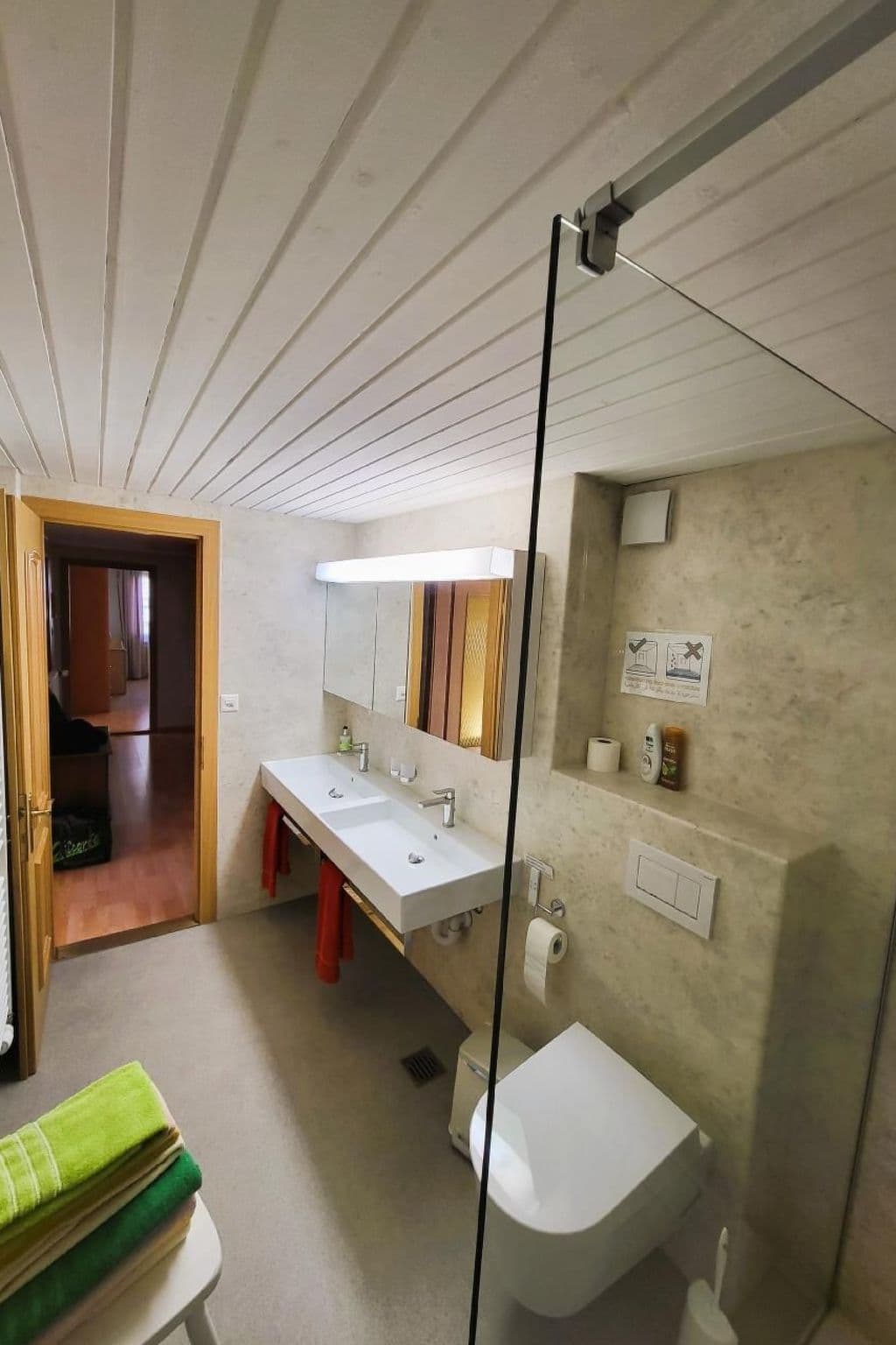 Bathroom / Wellness