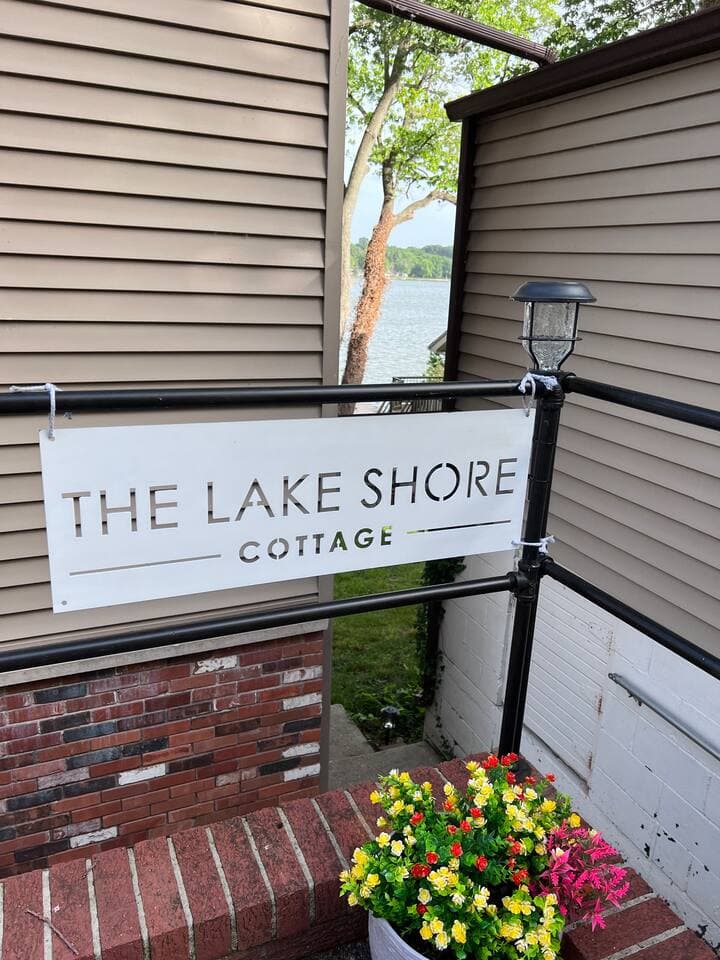 Welcome | Lake Shore Cottage