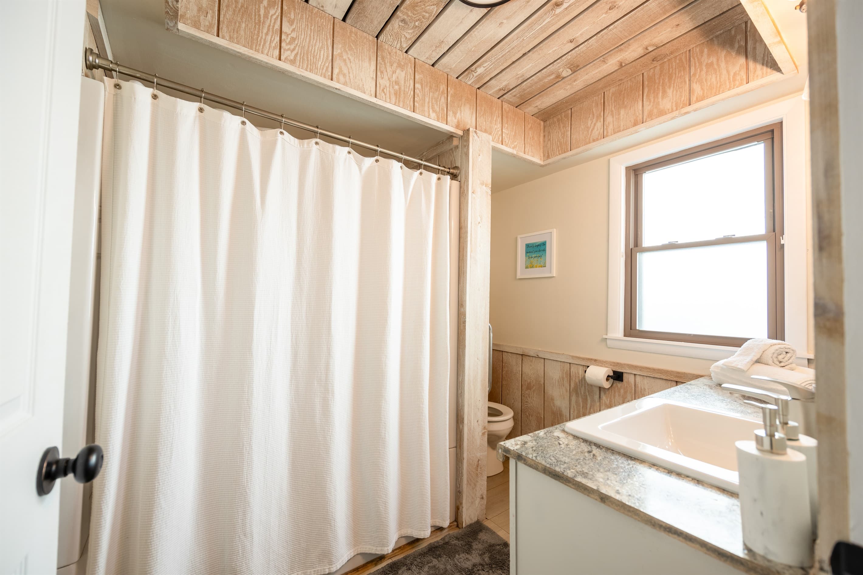 Tub | Shower | Toilet | Sink