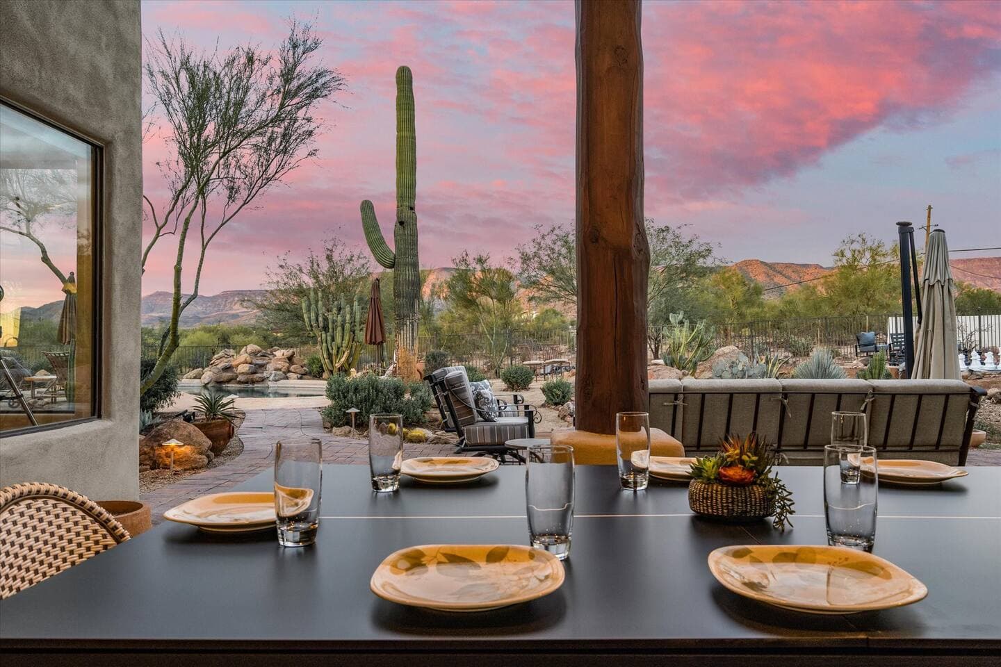Patio dining for 14