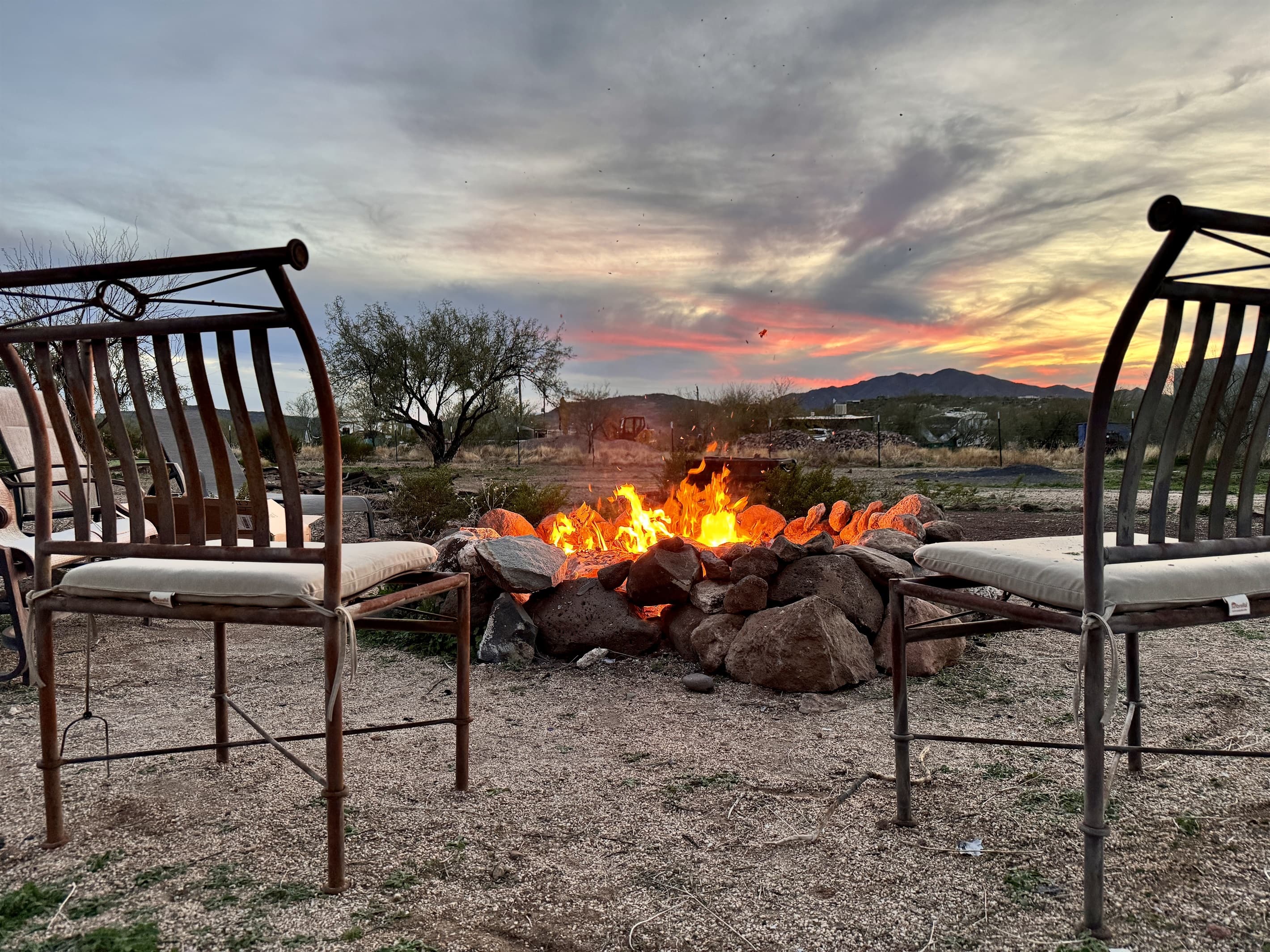 Huge Fire-Pit (Seasonal)