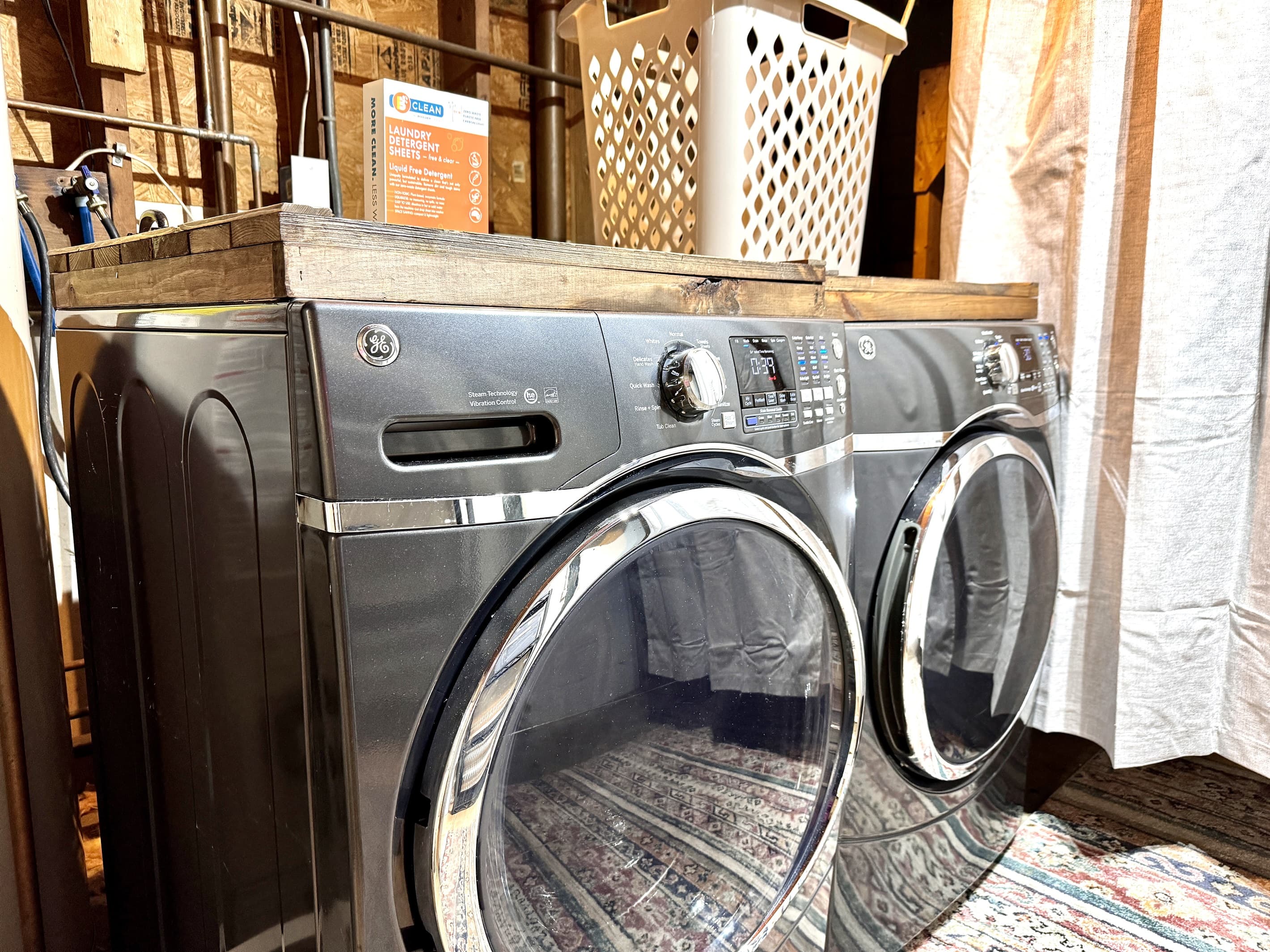 Washer/Dryer | Detergent provided