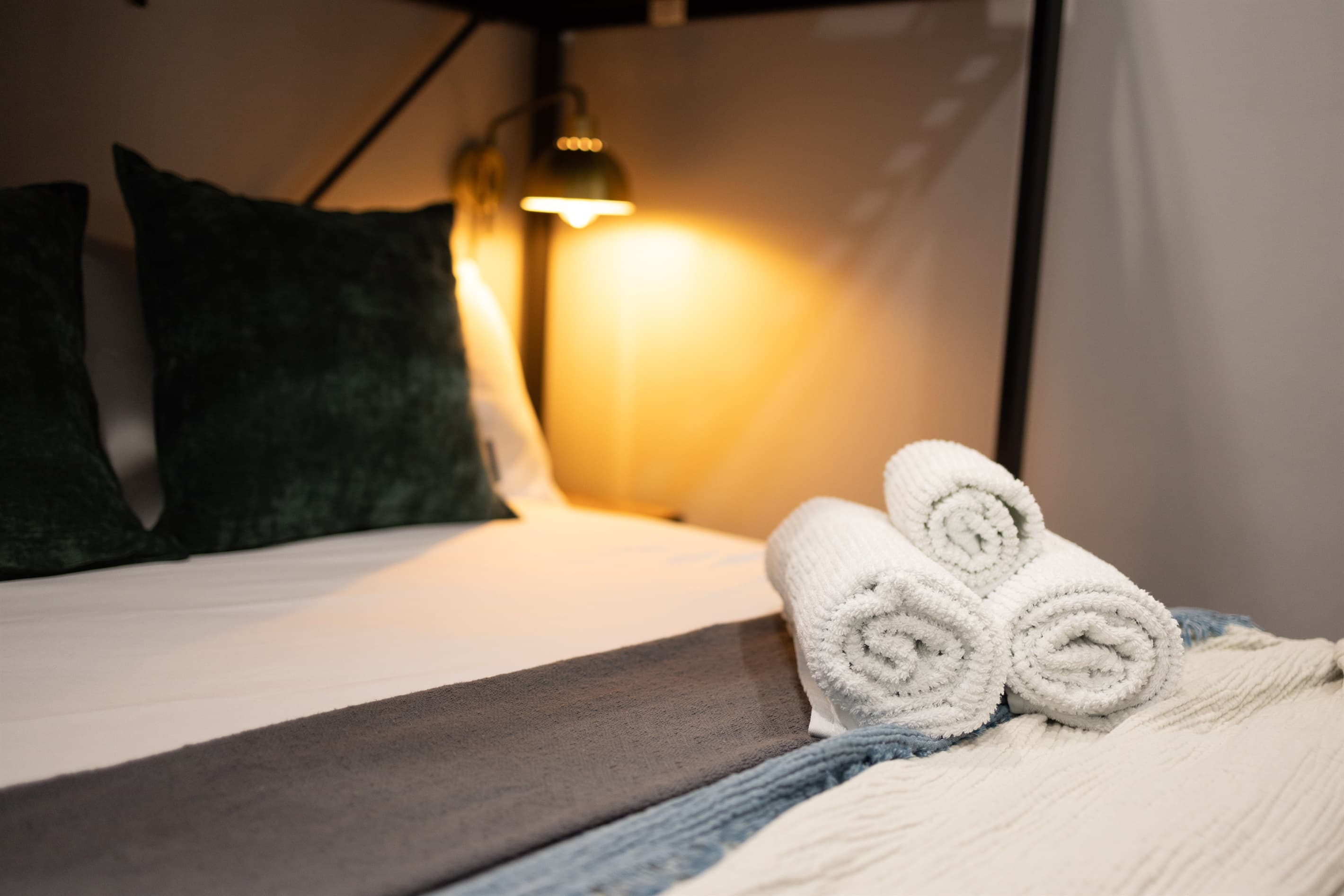 Bed 2 | Cotton Linens