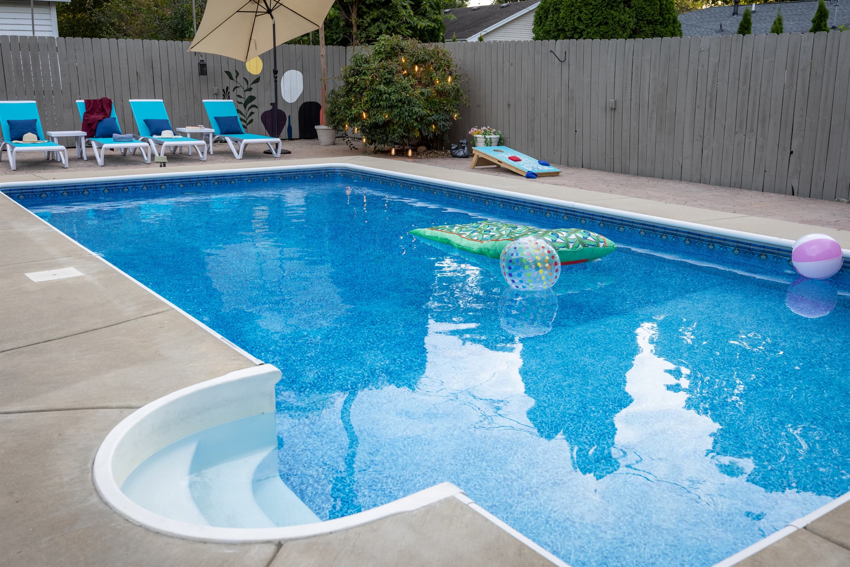 Pool | Available Heated