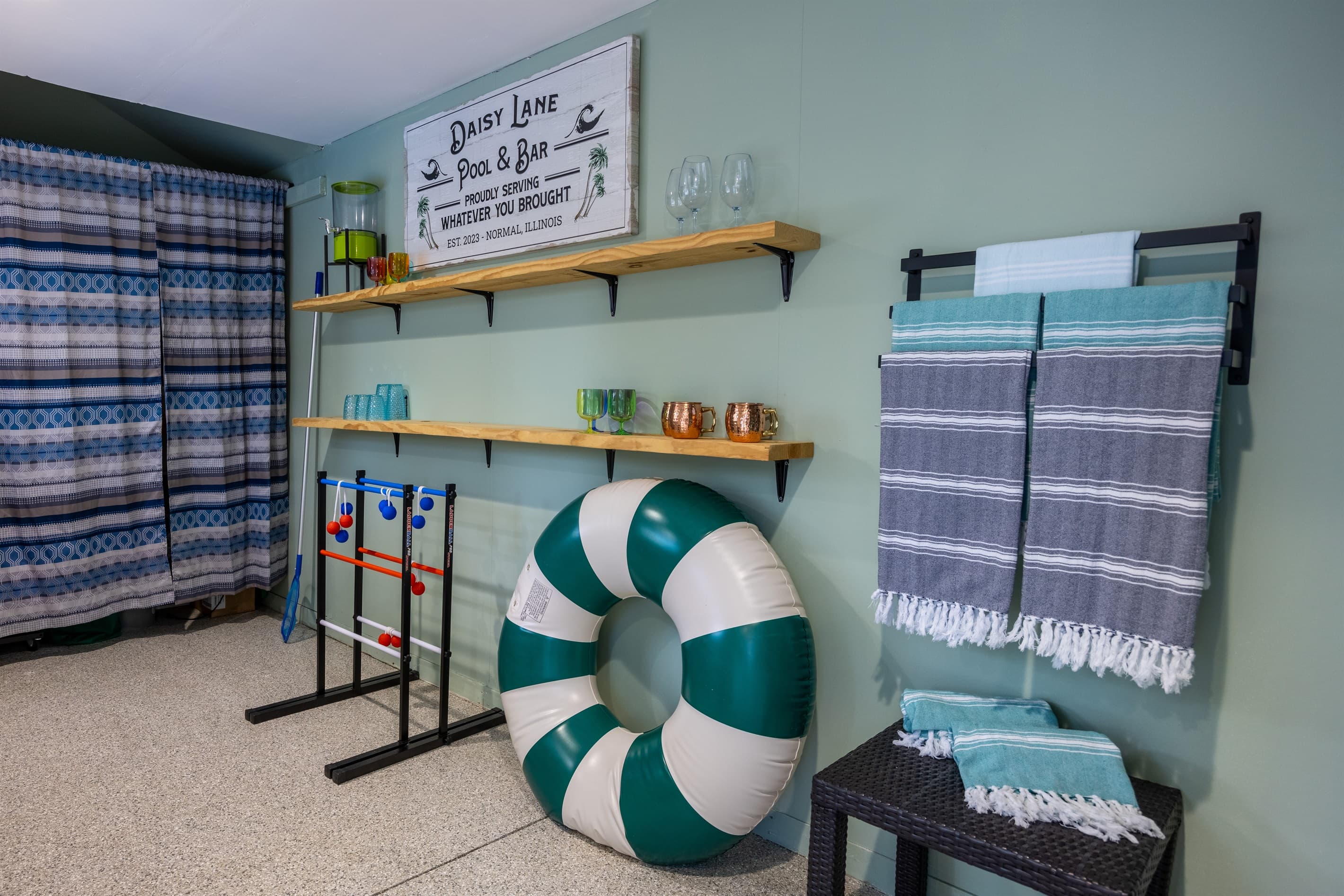 Ladder ball | Pool Towels | Floats