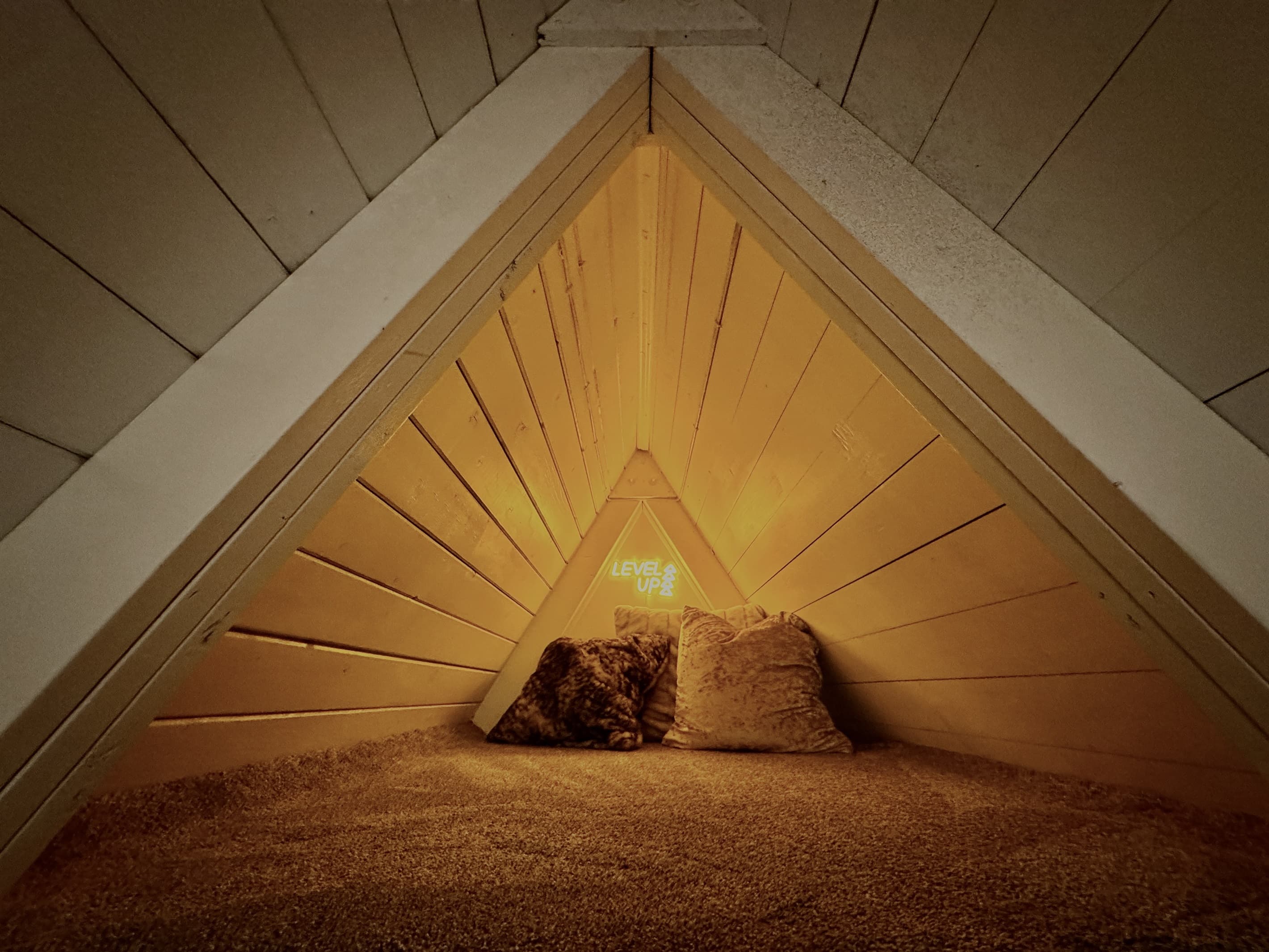 Bed 1 | Loft | 2nd Floor