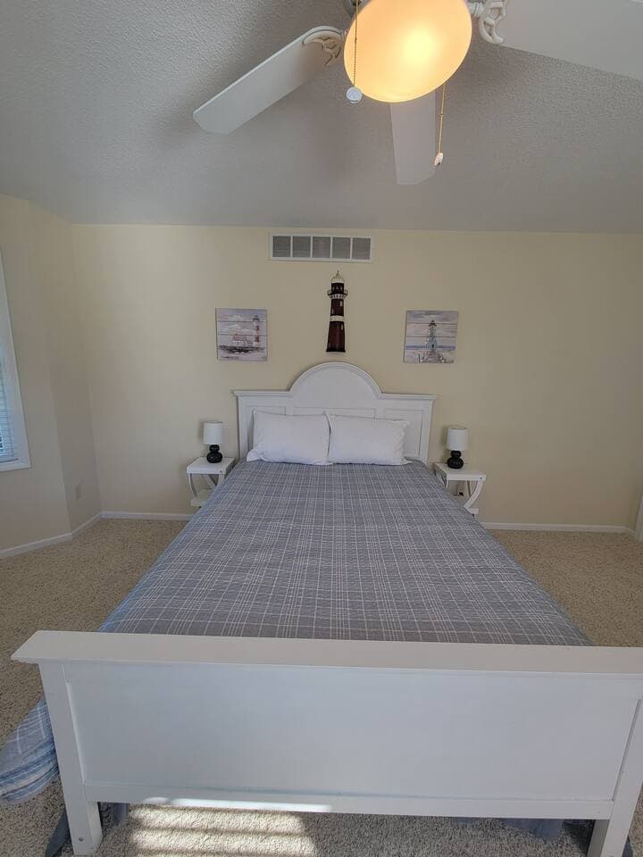 Queen bed