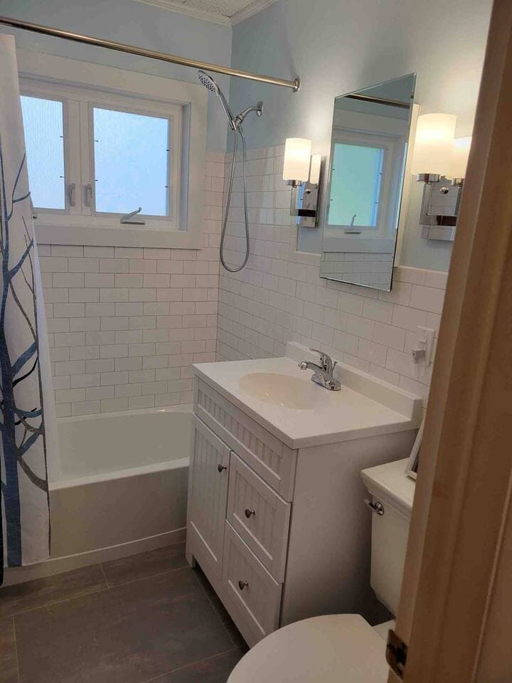 Bathroom 2 - Beautifully remodeled