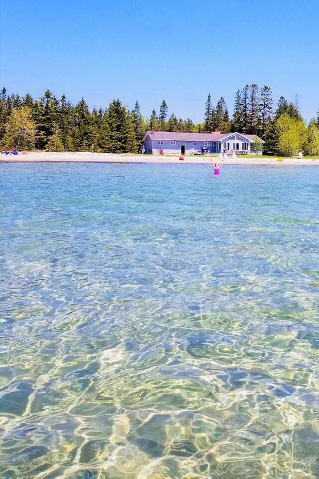Sandy bottom makes for great swimming