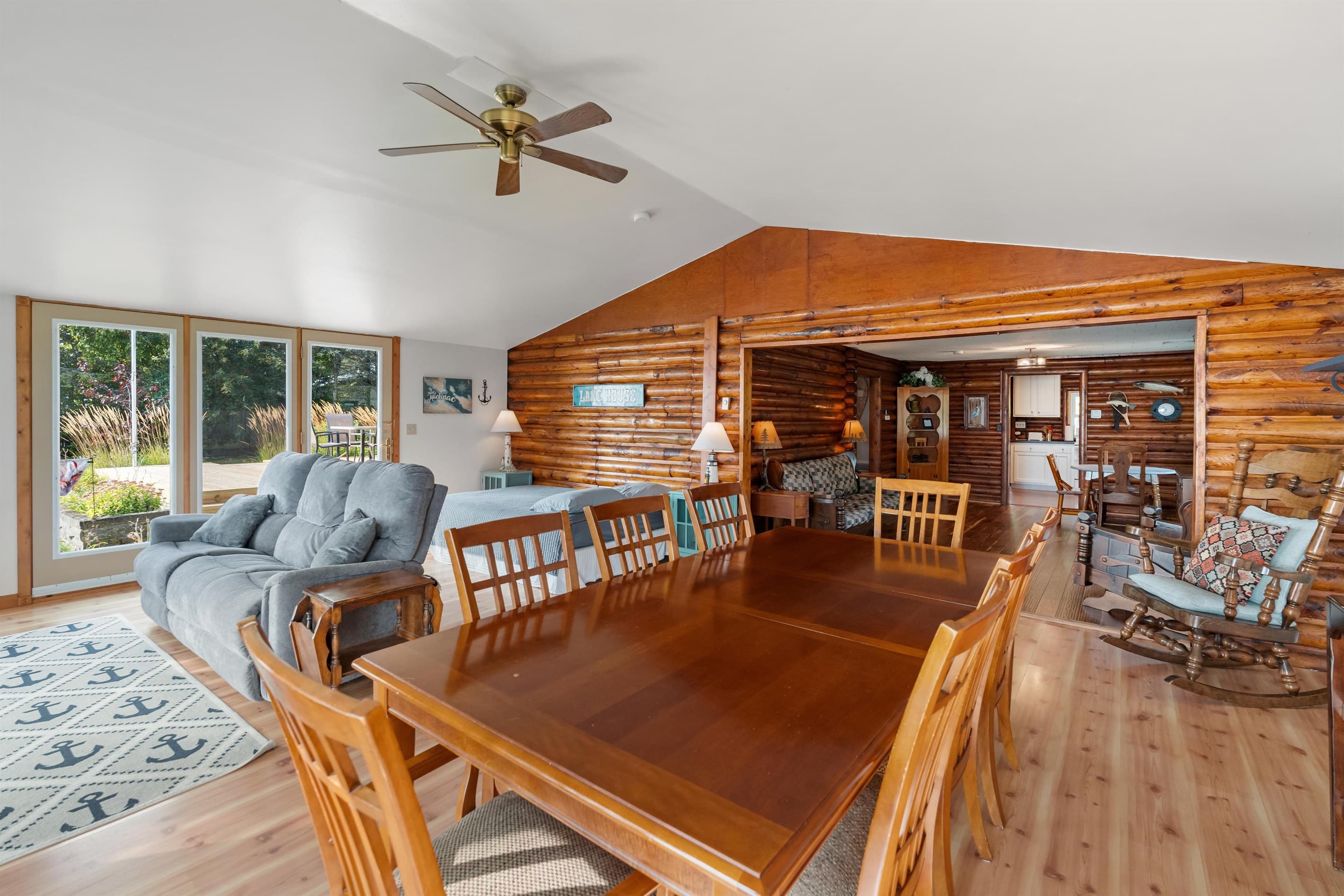 Spacious with lots of natural light and windows of the amazing lake view. New huge Ashley Furniture sectional couch added in 2026