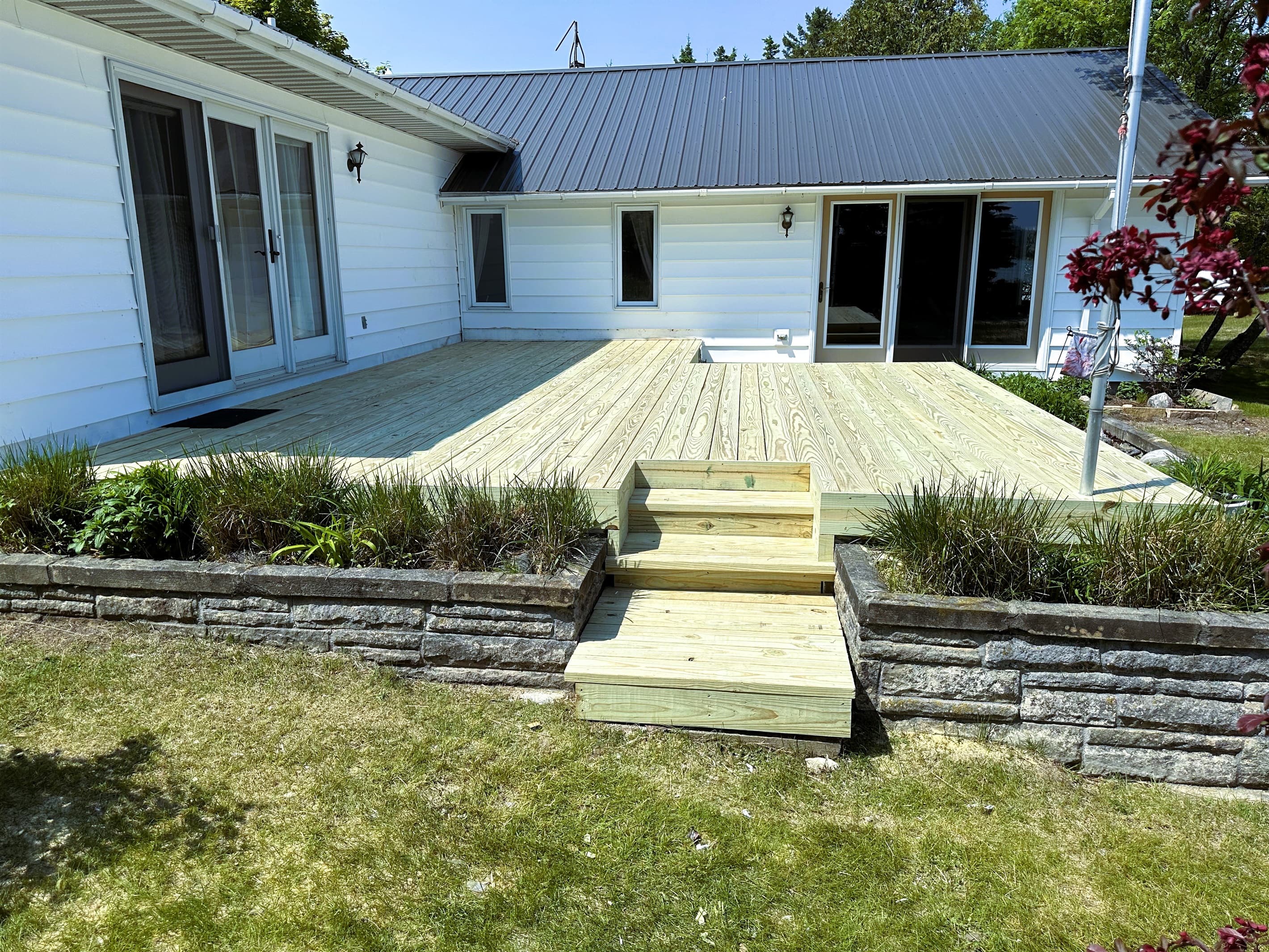 New Deck 2025 - beautifully reconstructed deck off the master bedroom and great room