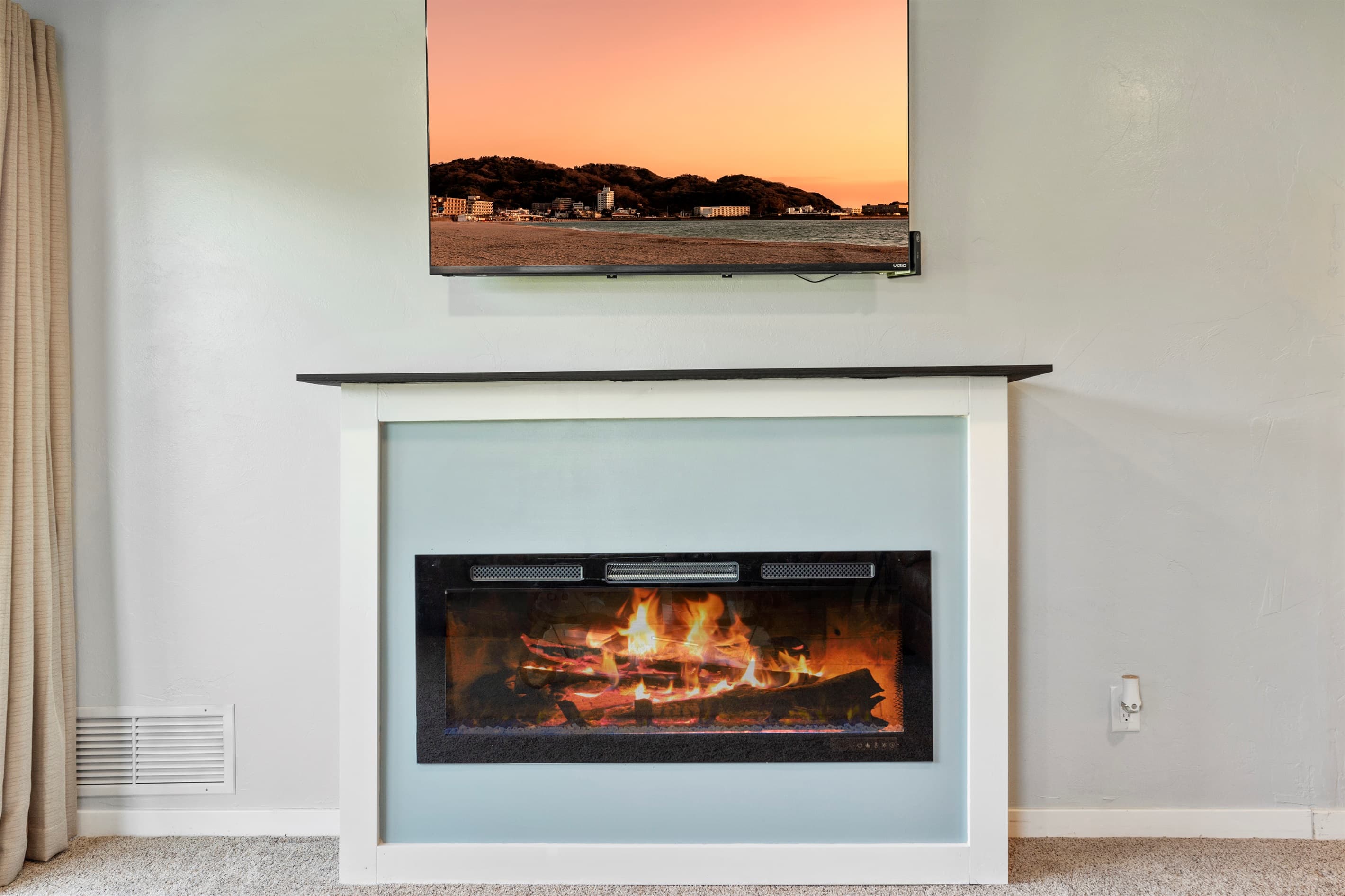 Electric fireplace