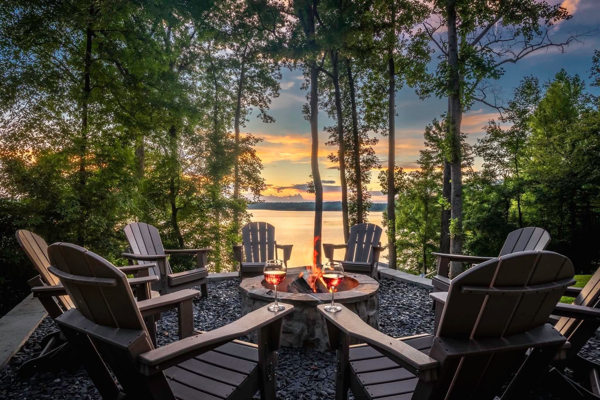 Sunset view firepit with seating or 8
