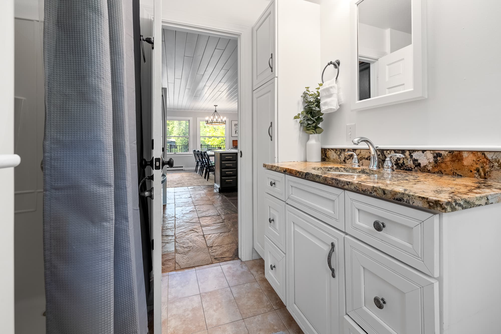 Spacious 1st floor bath w/ walk-in shower